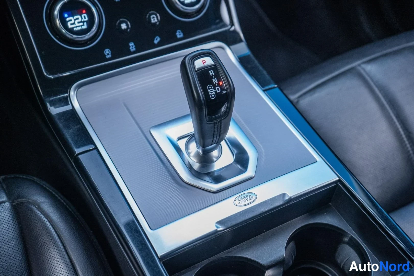 Beige Land Rover Range Rover Evoque 2020, detail, photo 14