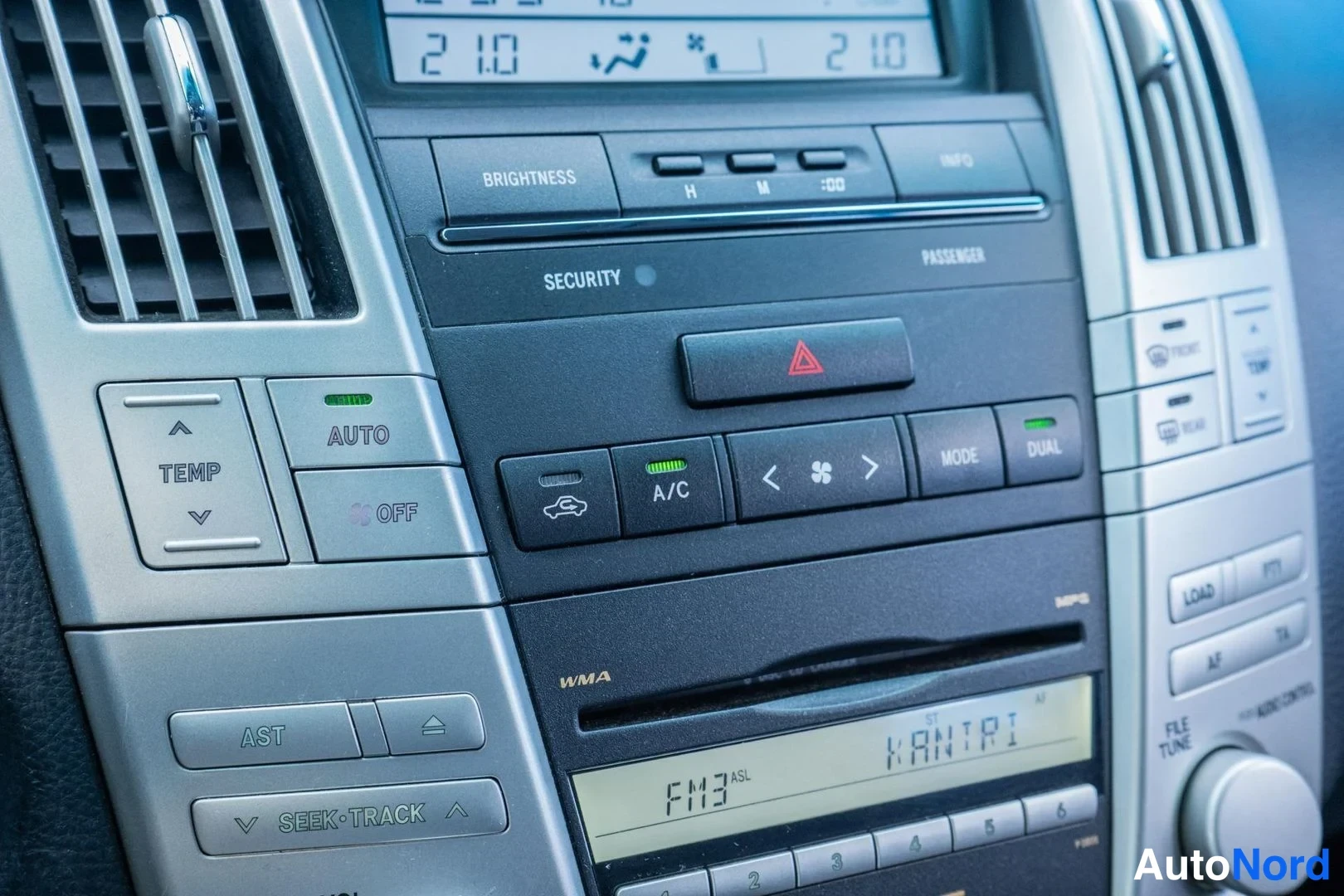 Grey Lexus RX 400h 2007, detail, photo 16