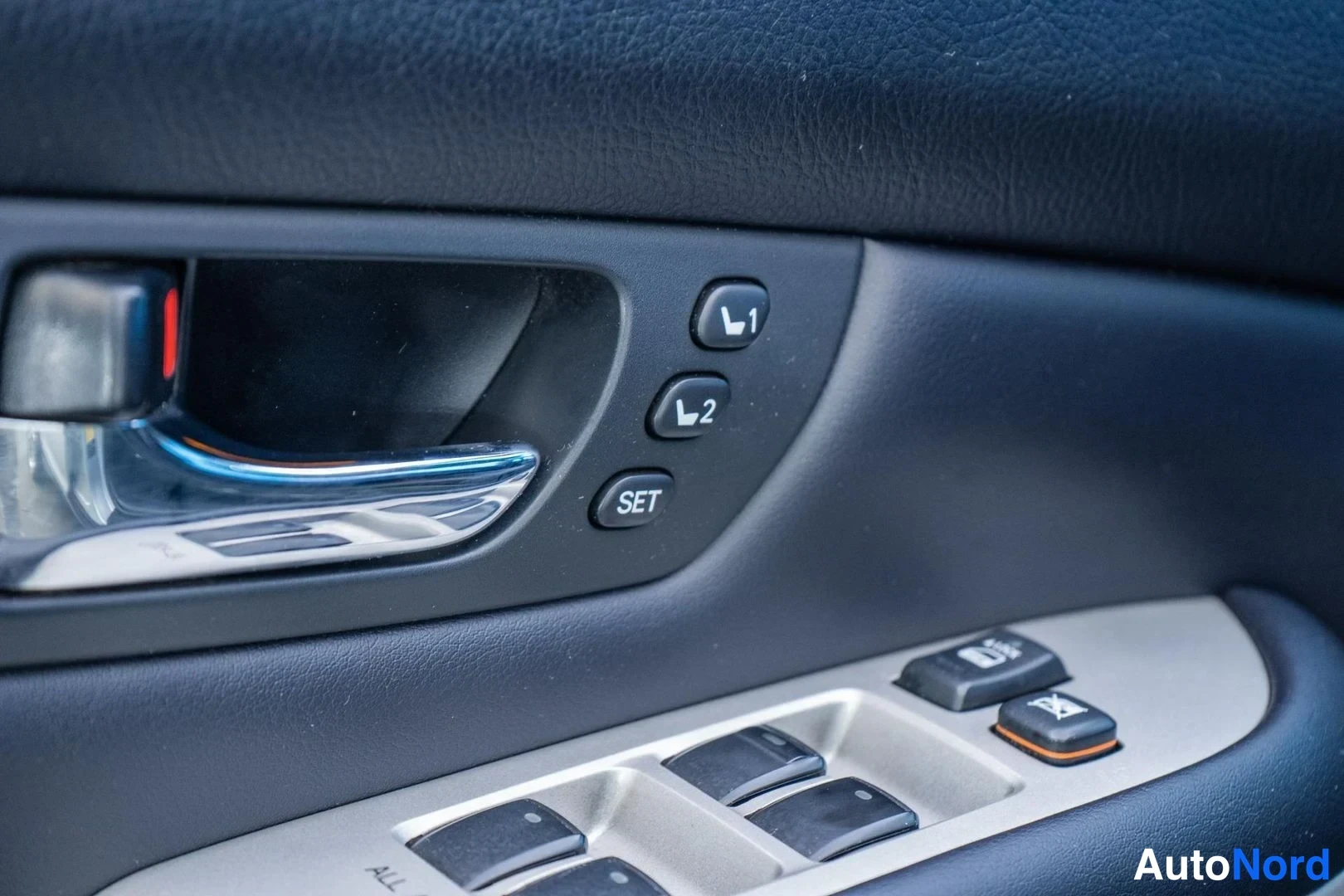 Grey Lexus RX 400h 2007, detail, photo 18
