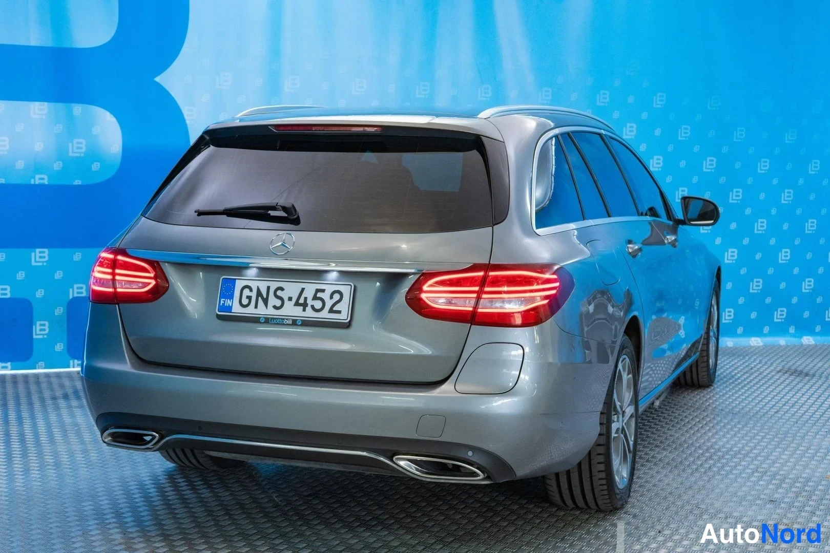 Grey Mercedes-Benz C 350 e 2016, rear three-quarter, photo 5