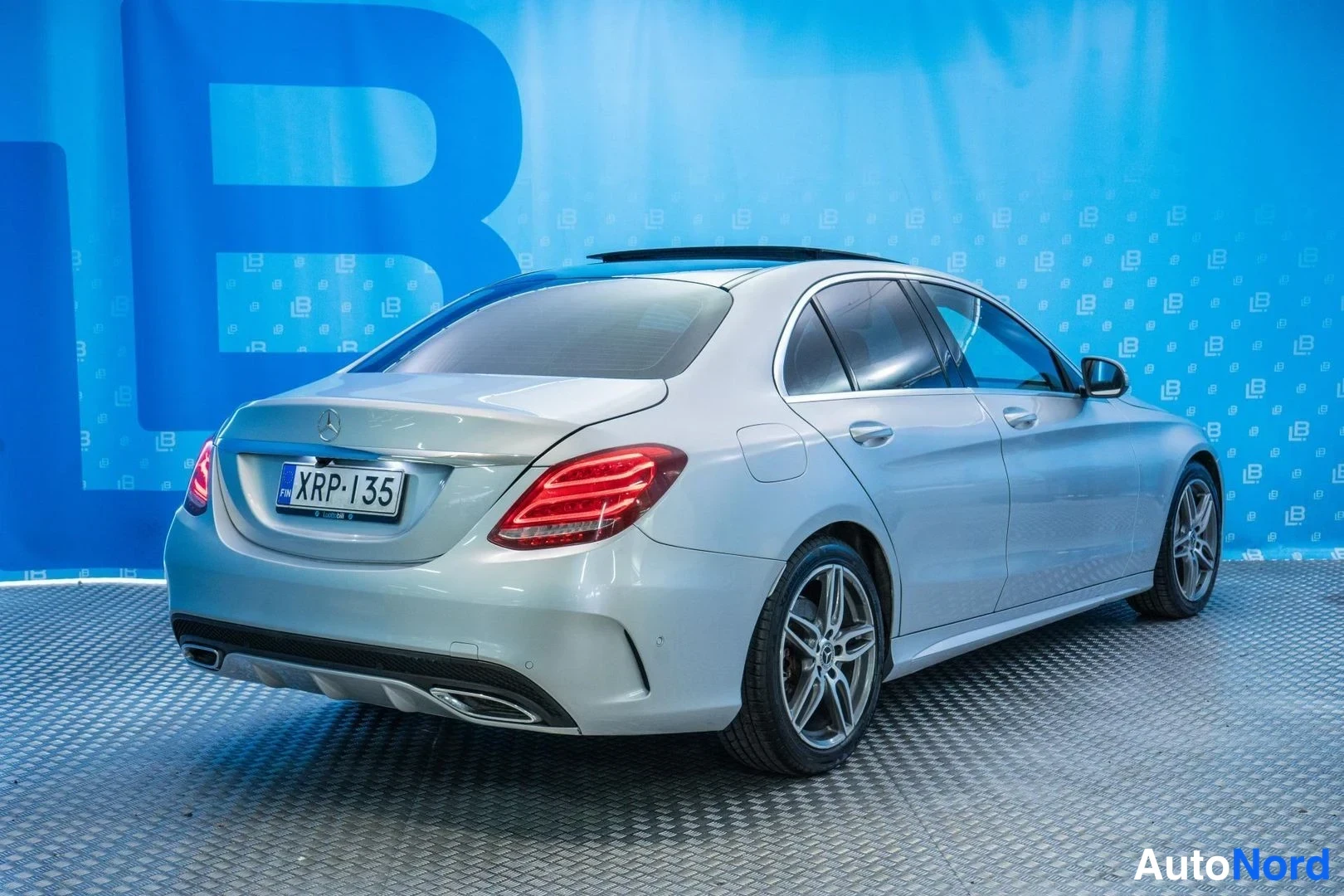 Silver Mercedes-Benz C 220 BlueTEC 2015, rear three-quarter, photo 6