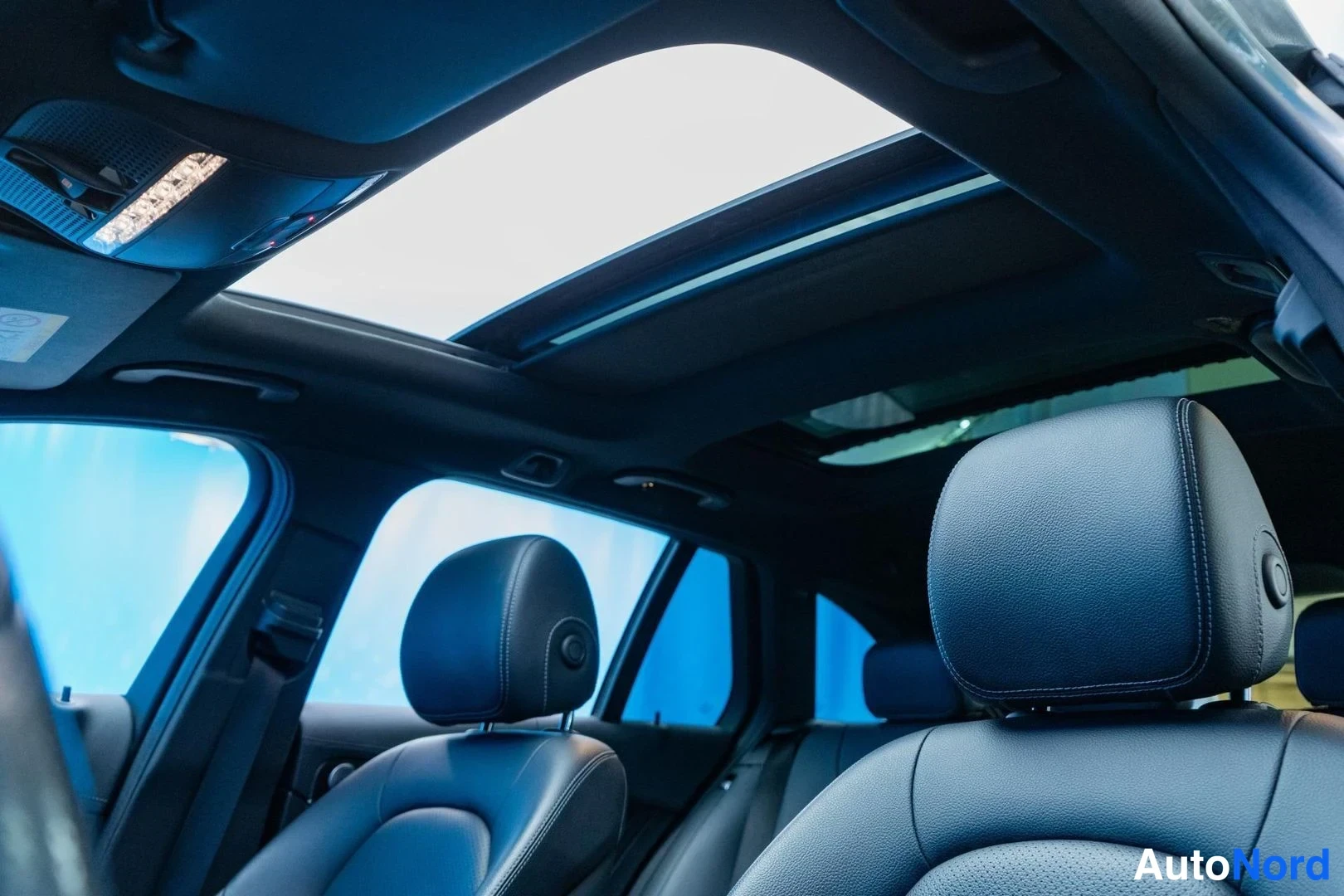 Grey Mercedes-Benz C 220 d 4MATIC 2017, cockpit, photo 7