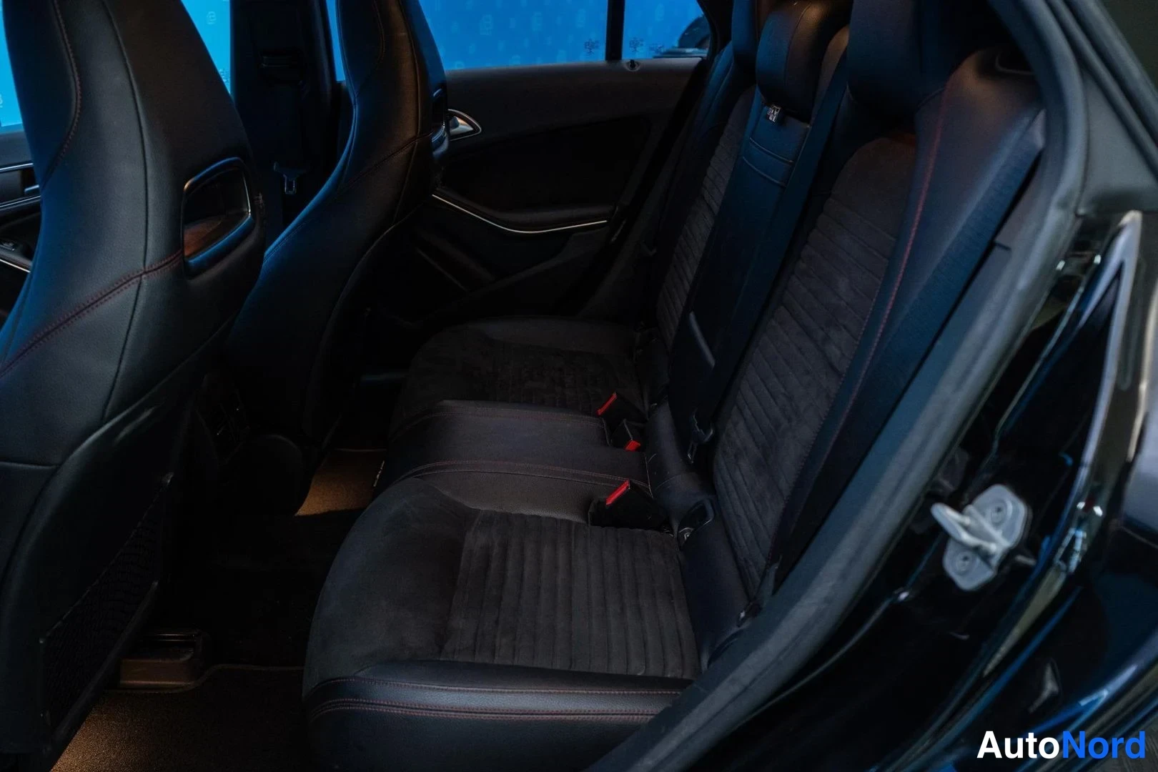 Black Mercedes-Benz CLA 220 CDI 4MATIC 2016, rear seats, photo 12