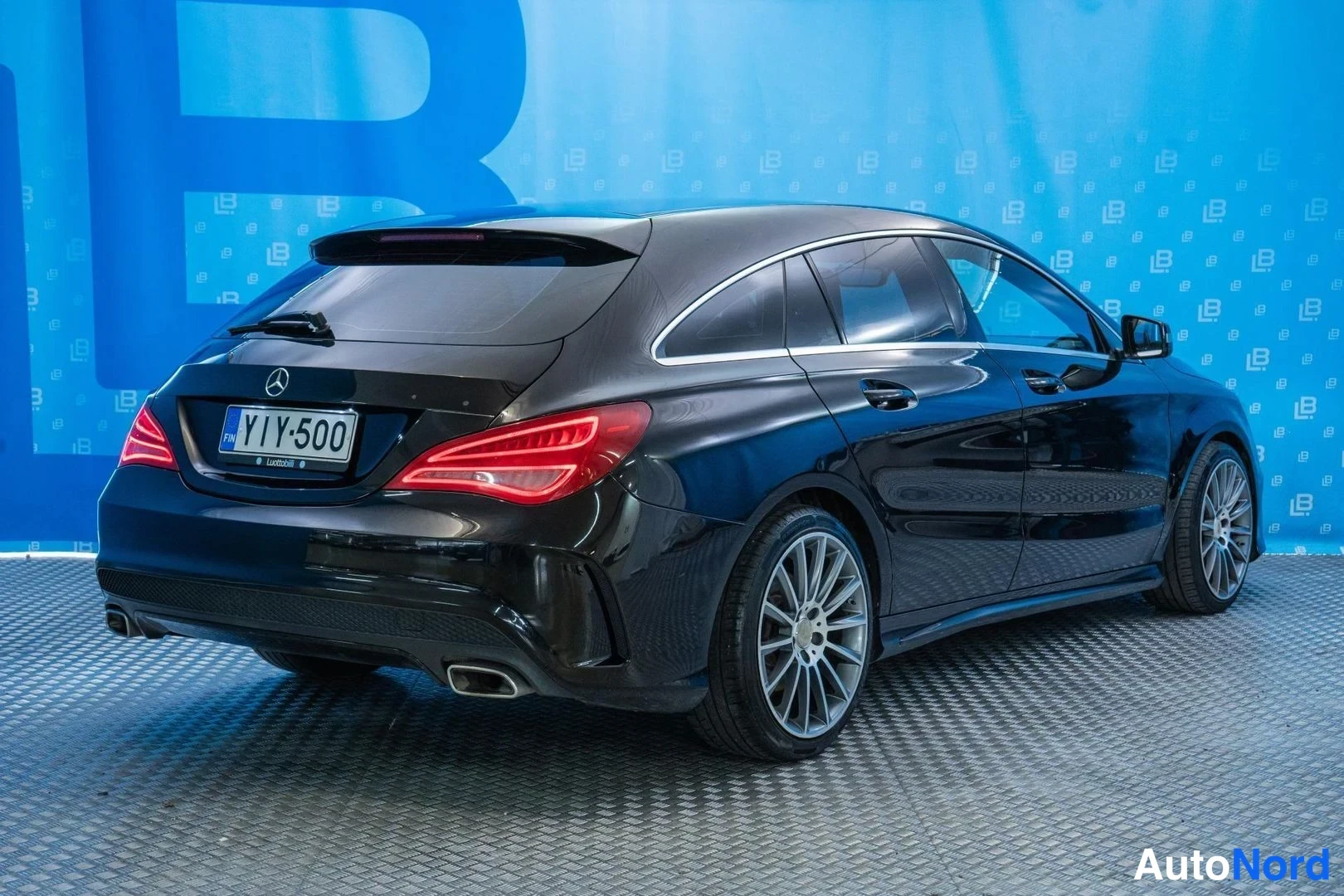 Black Mercedes-Benz CLA 220 CDI 4MATIC 2016, rear three-quarter, photo 4
