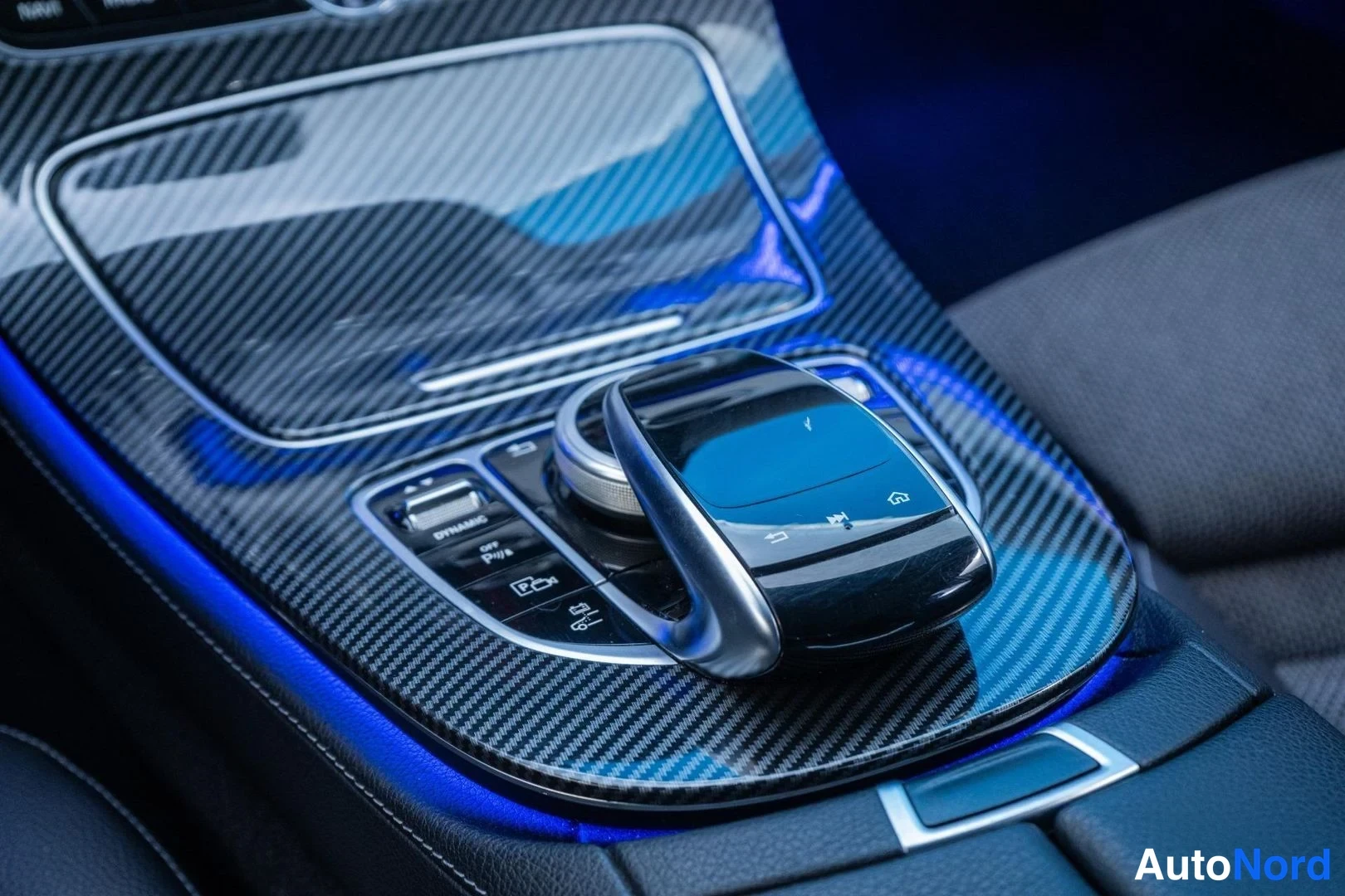 Grey Mercedes-Benz E 350 e 2017, detail, photo 13