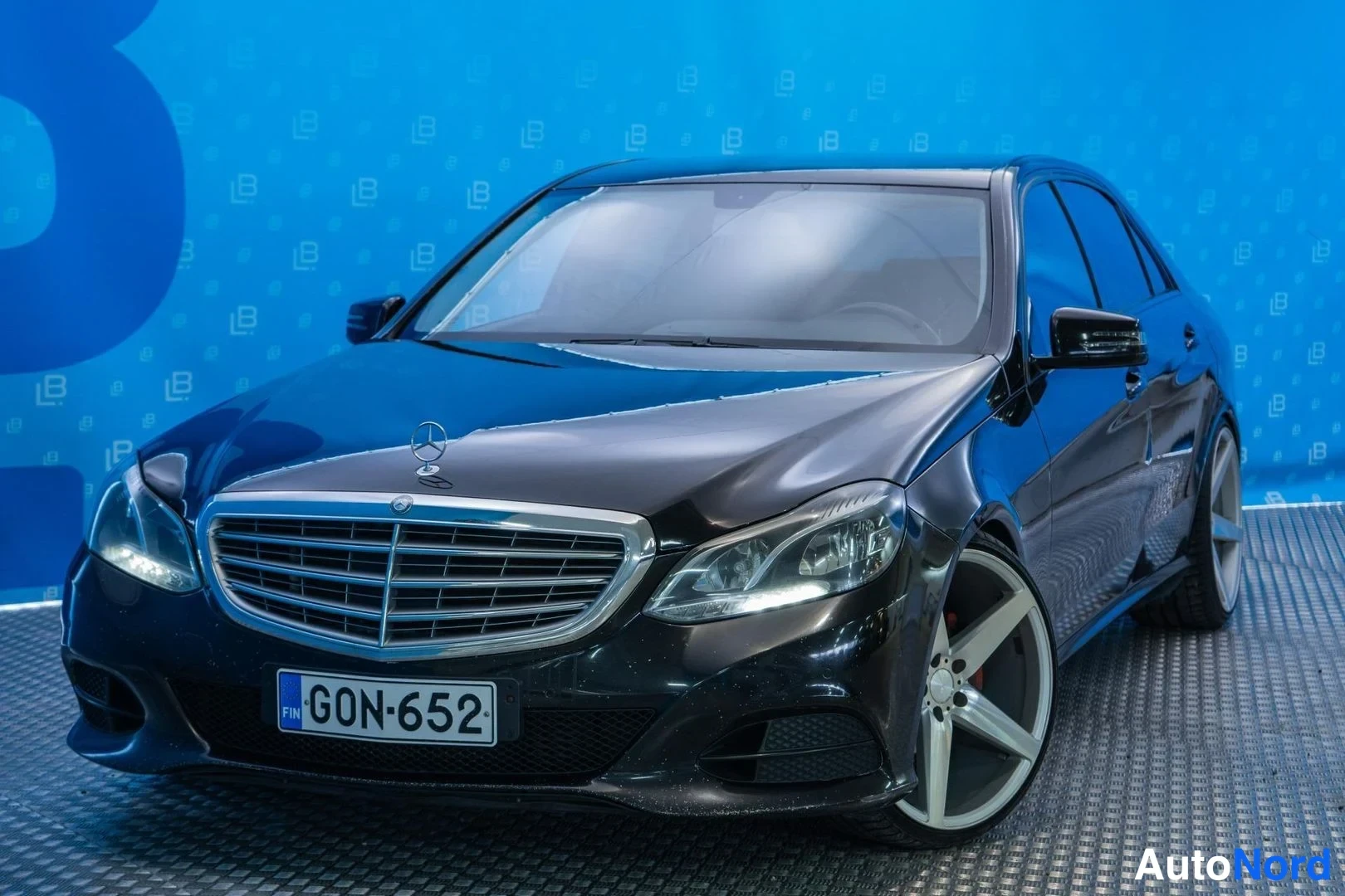 Mercedes-Benz E 200 CDI AMG-Look 205 hv 2014