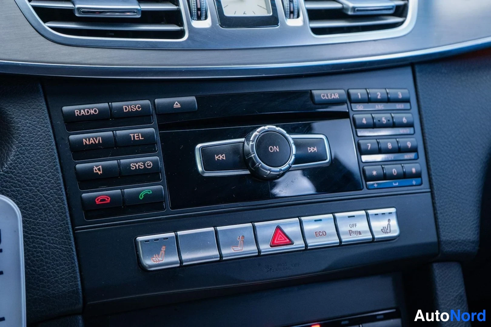 Black Mercedes-Benz E 200 CDI 2014, detail, photo 13