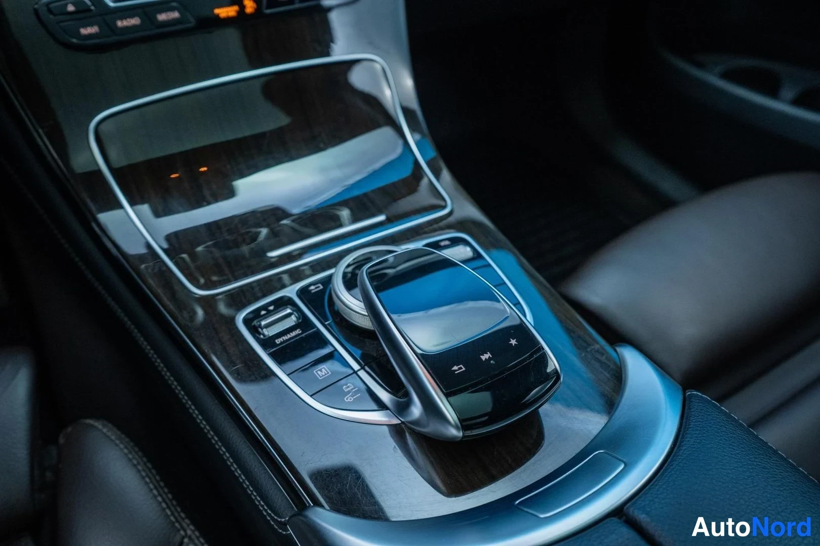Brown Mercedes-Benz GLC 350 e 4MATIC 2017, detail, photo 14
