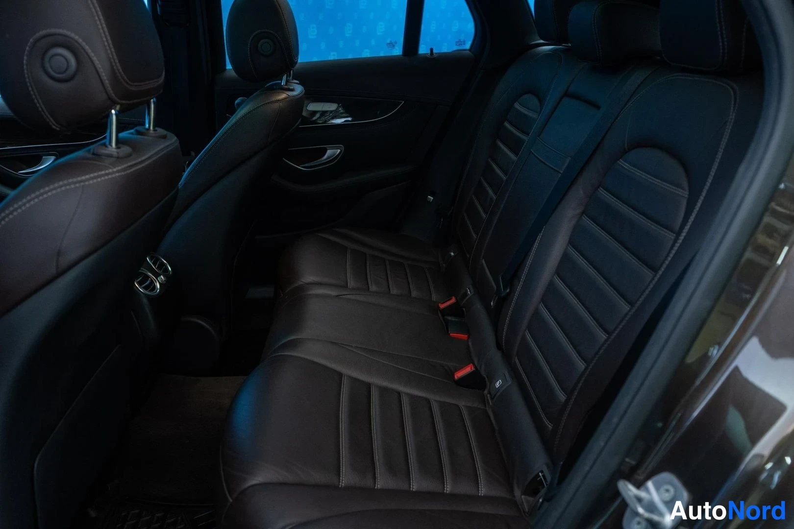Brown Mercedes-Benz GLC 350 e 4MATIC 2017, rear seats, photo 13