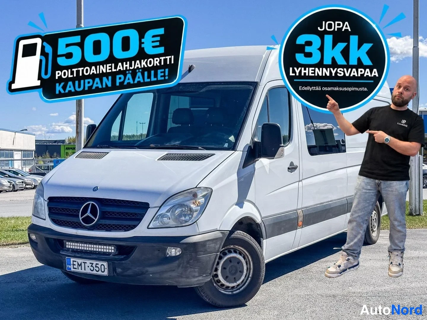 White Mercedes-Benz Sprinter 316 CDI 2010, front three-quarter, nose to the left, photo 2