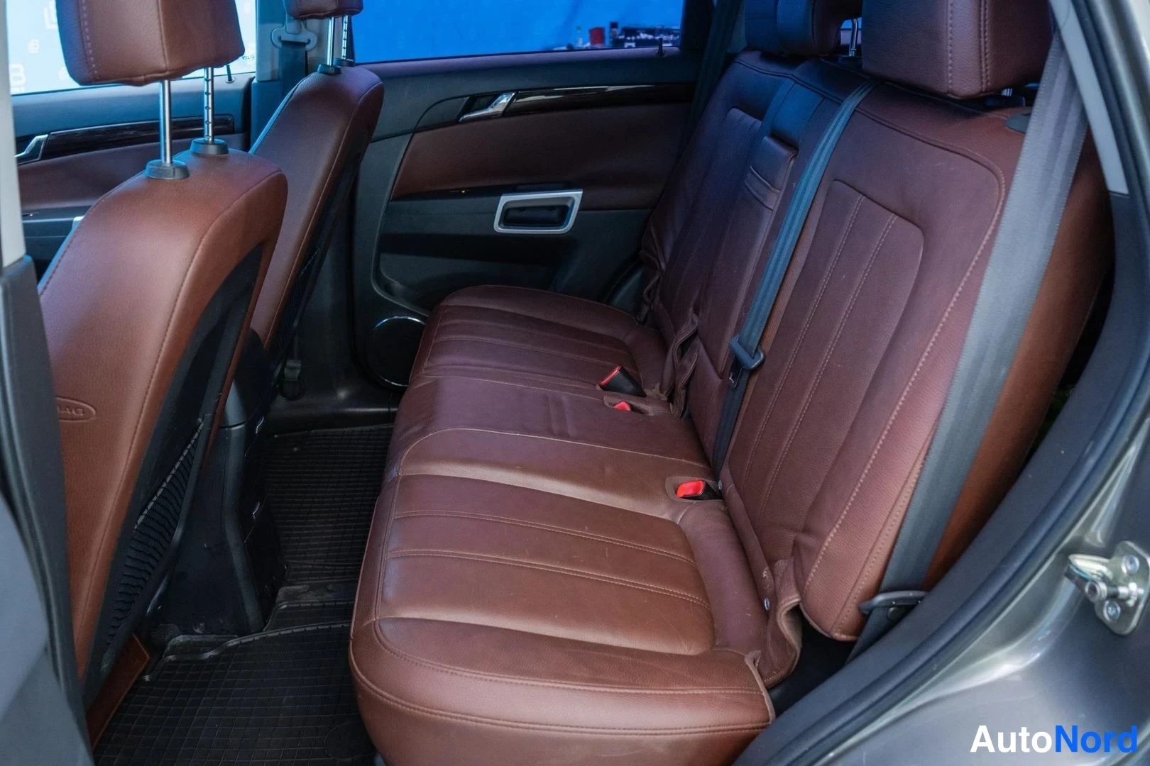 Brown Opel Antara 2007, rear seats, photo 12