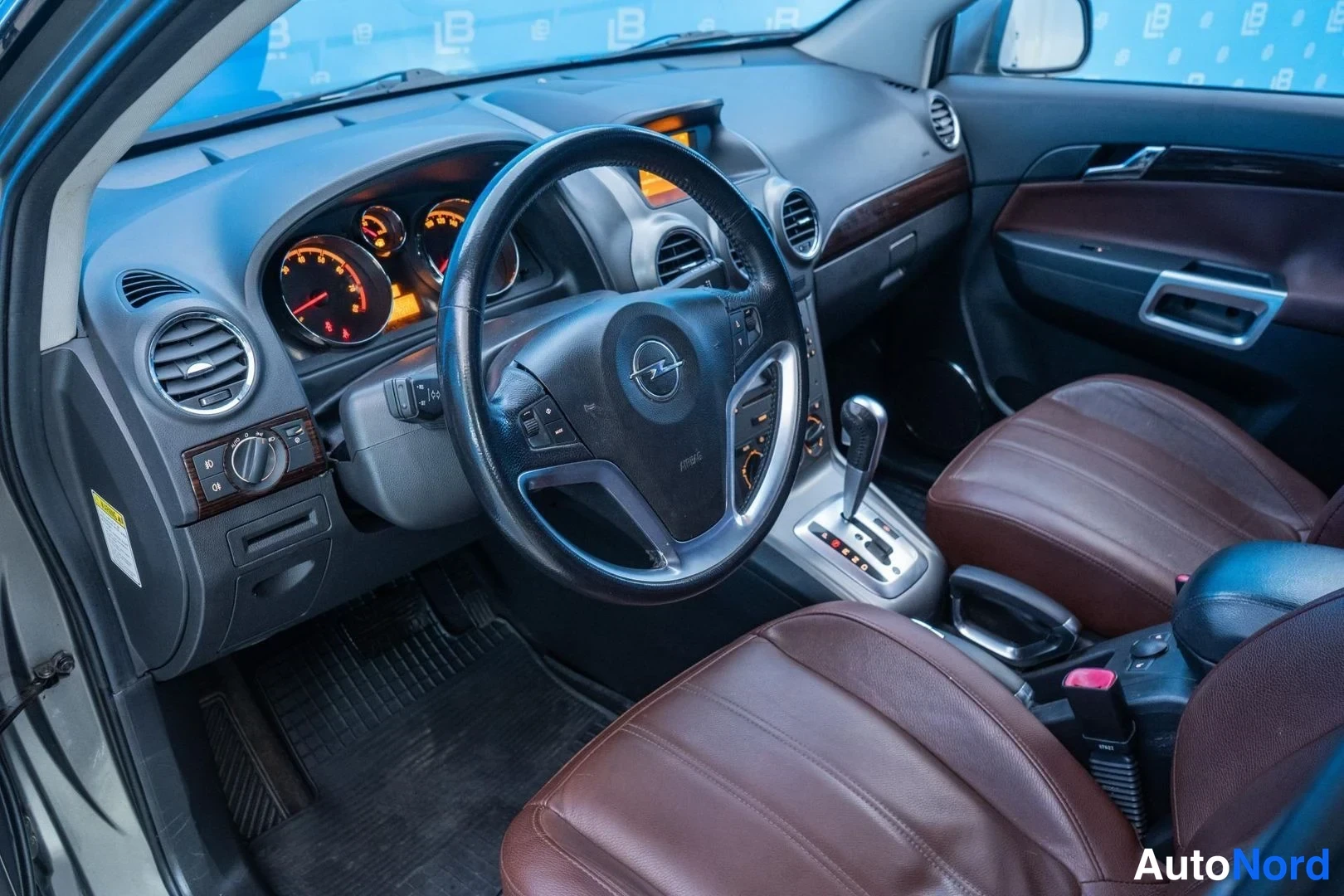 Brown Opel Antara 2007, cockpit, photo 7