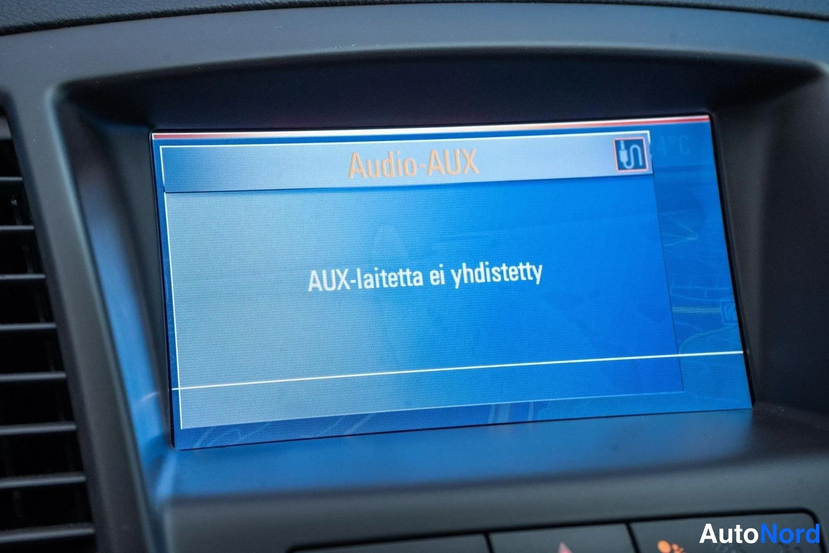 Silver Opel Insignia 2009, detail, photo 19