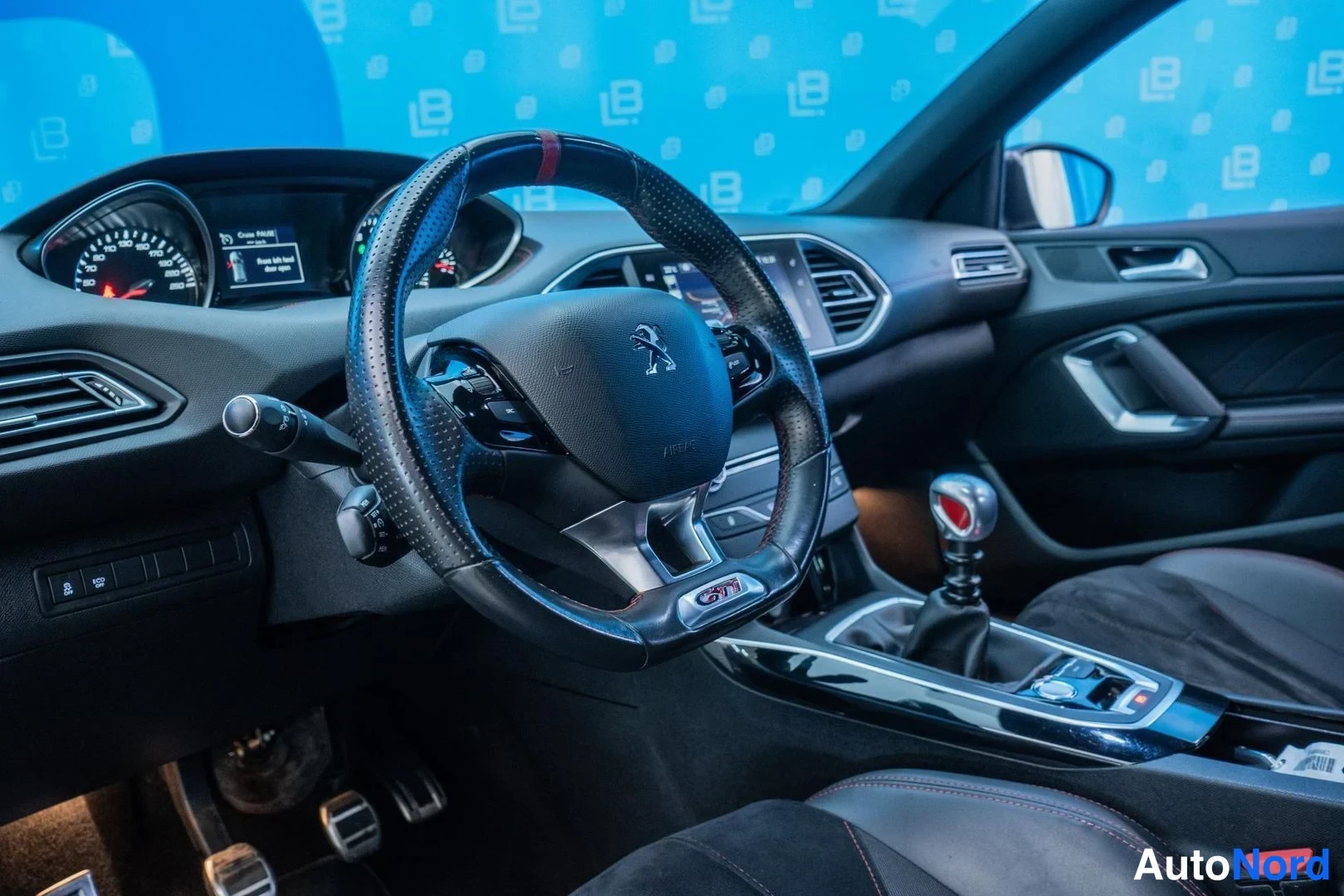 Black Peugeot 308 2016, cockpit, photo 7