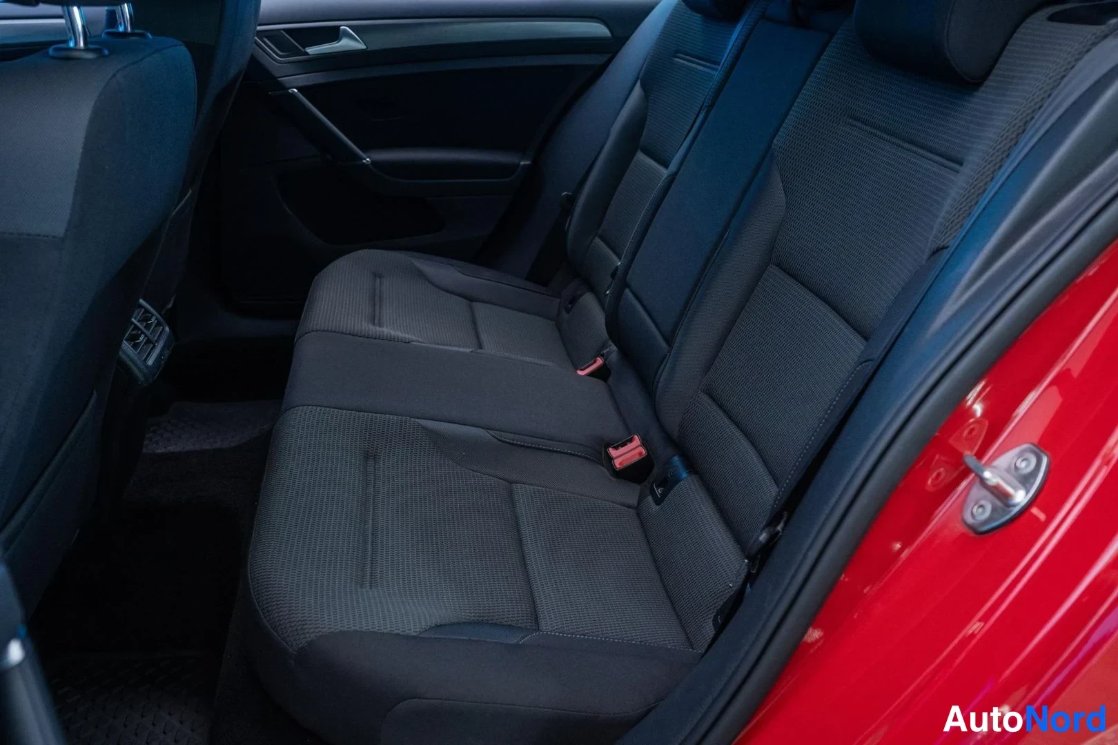 Red Volkswagen Golf 2014, rear seats, photo 11