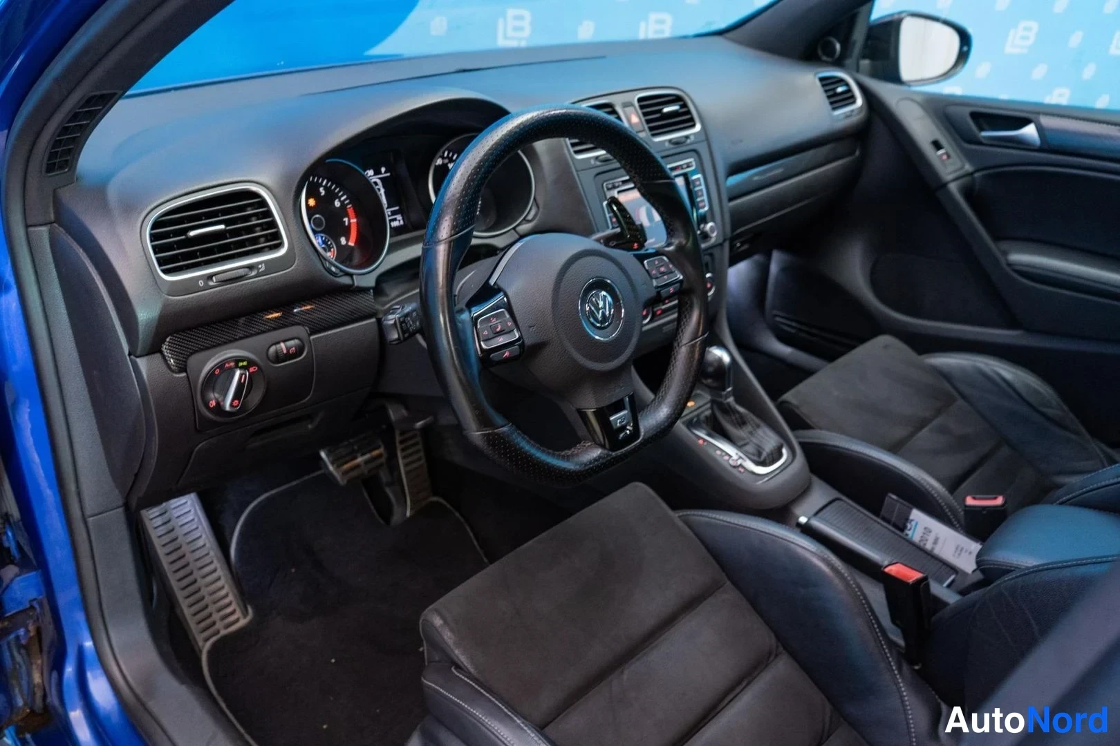 Blue Volkswagen Golf R 2010, cockpit, photo 7