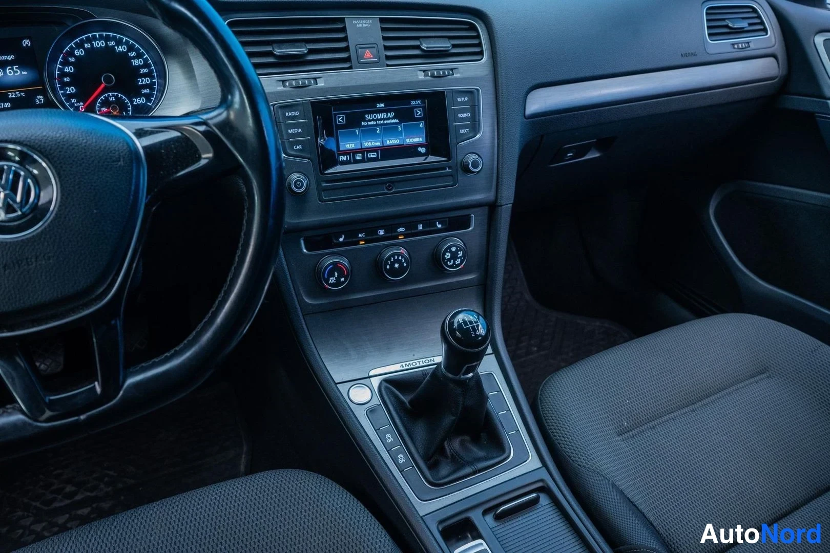 White Volkswagen Golf Variant 2014, cockpit, photo 9