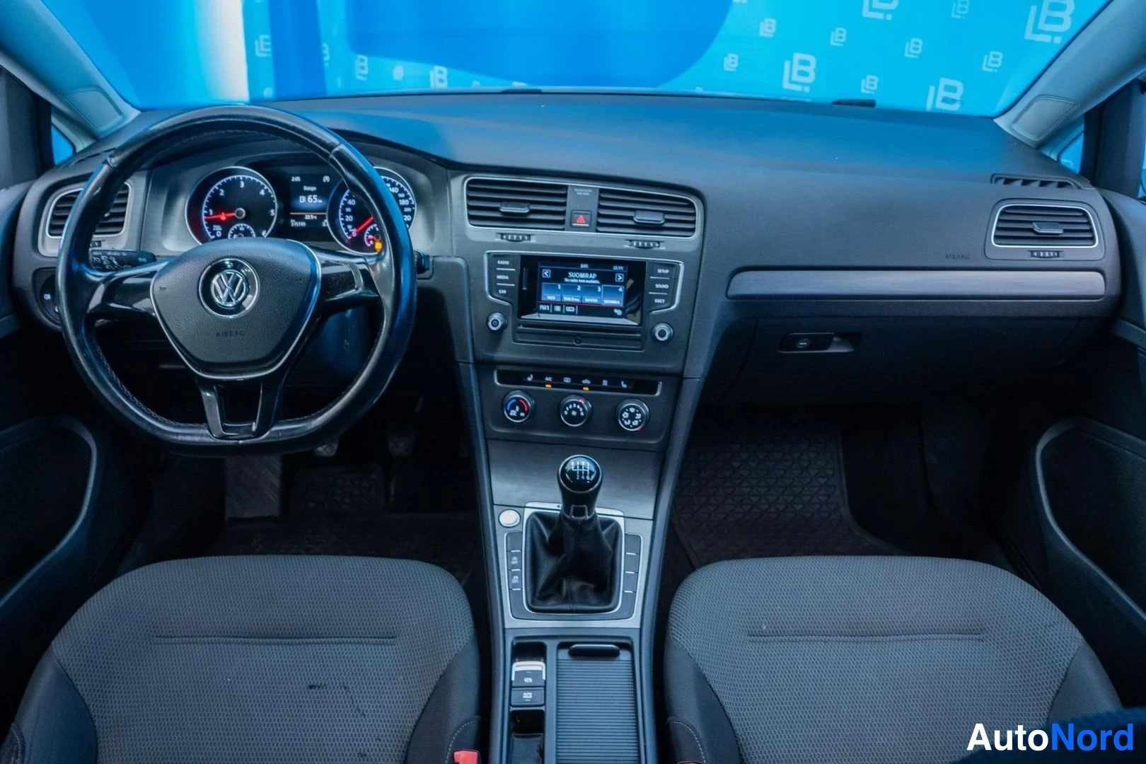 White Volkswagen Golf Variant 2014, cockpit, photo 8