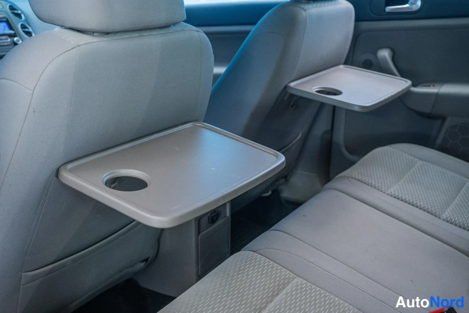 Brown Volkswagen Golf Plus 2010, rear seats, photo 12