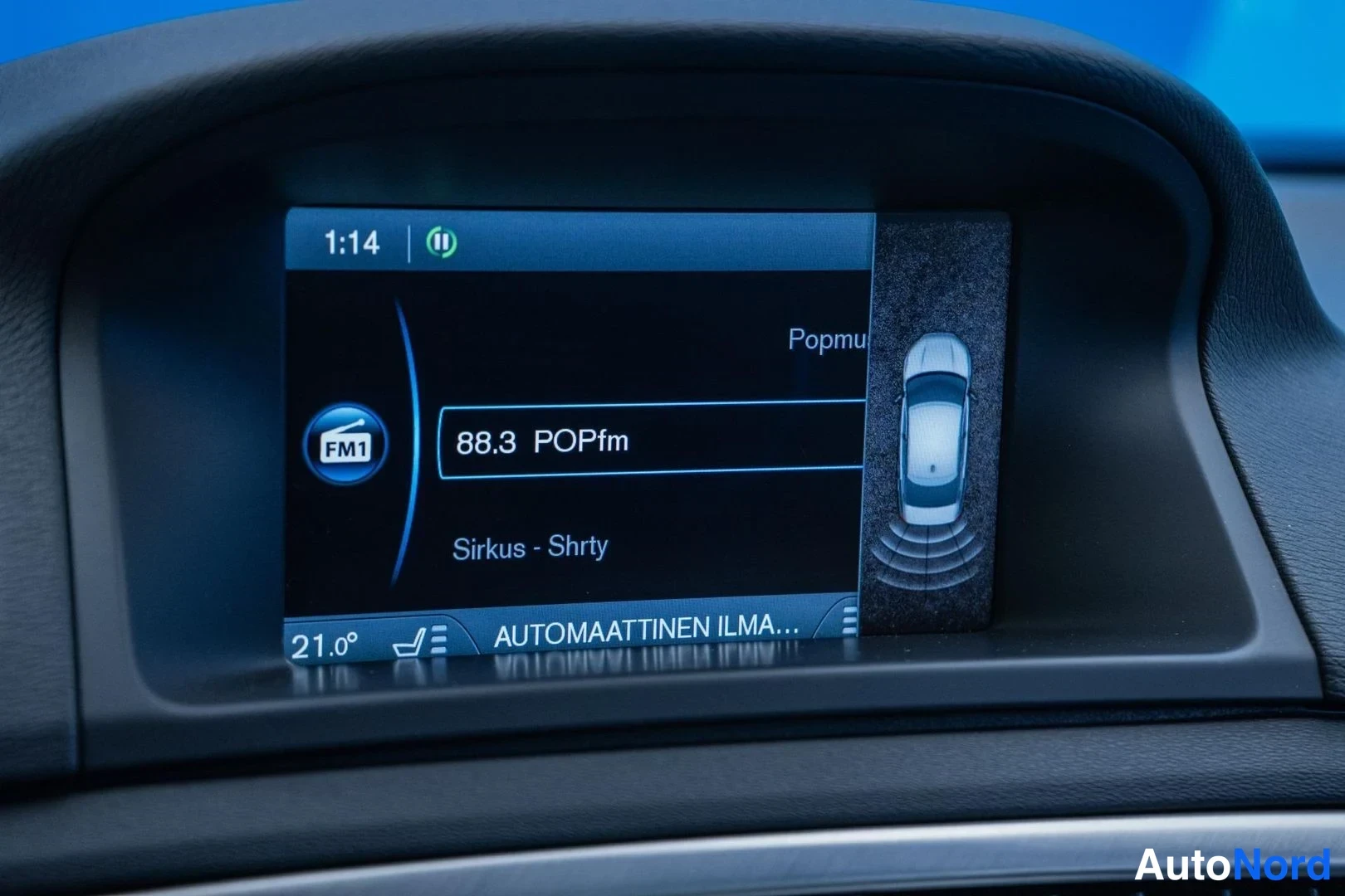 Blue Volvo S80 2012, detail, photo 18