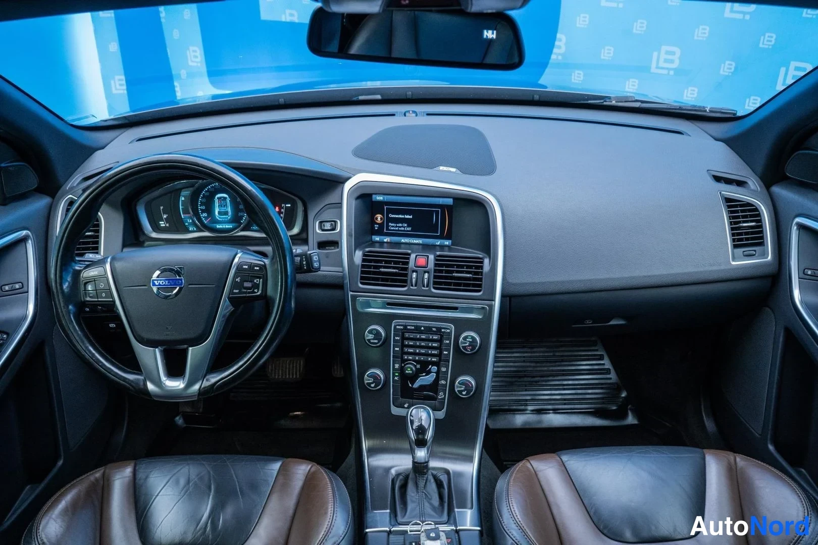 Brown Volvo XC60 2014, cockpit, photo 8