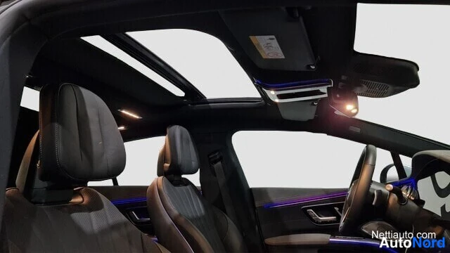Silver Mercedes-Benz EQS 580 4MATIC 2022, cockpit, photo 15