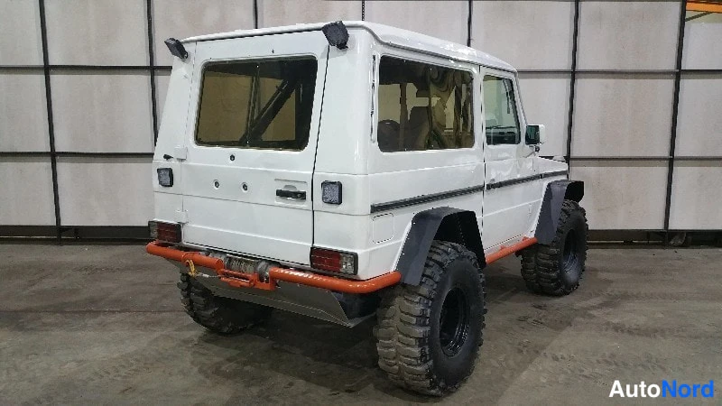 White Mercedes-Benz G Off 1995, rear three-quarter, photo 6