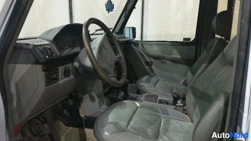 White Mercedes-Benz G Off 1995, cockpit, photo 10