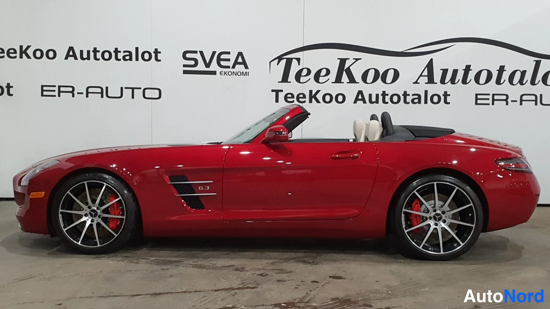 Red Mercedes-Benz SLS AMG 2013, side, photo 9
