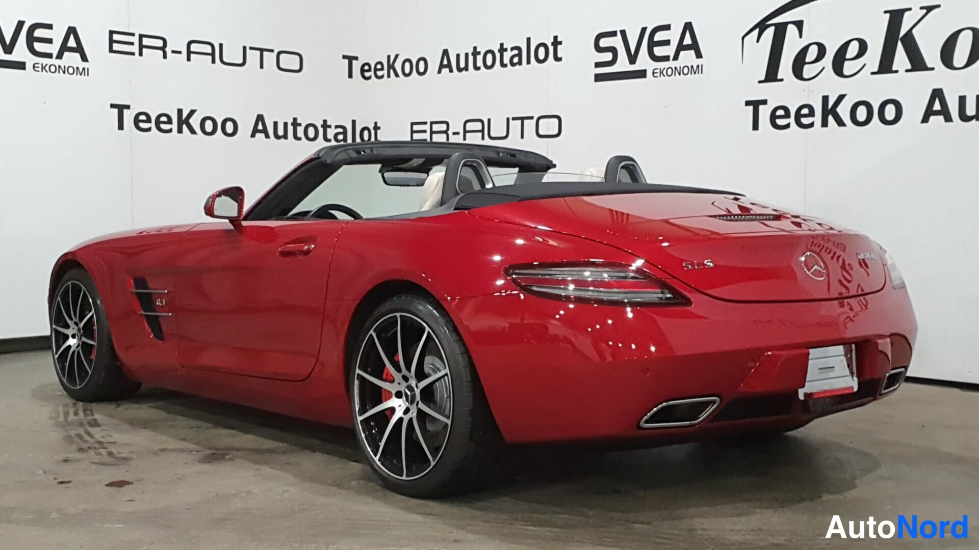 Red Mercedes-Benz SLS AMG 2013, rear three-quarter, photo 13