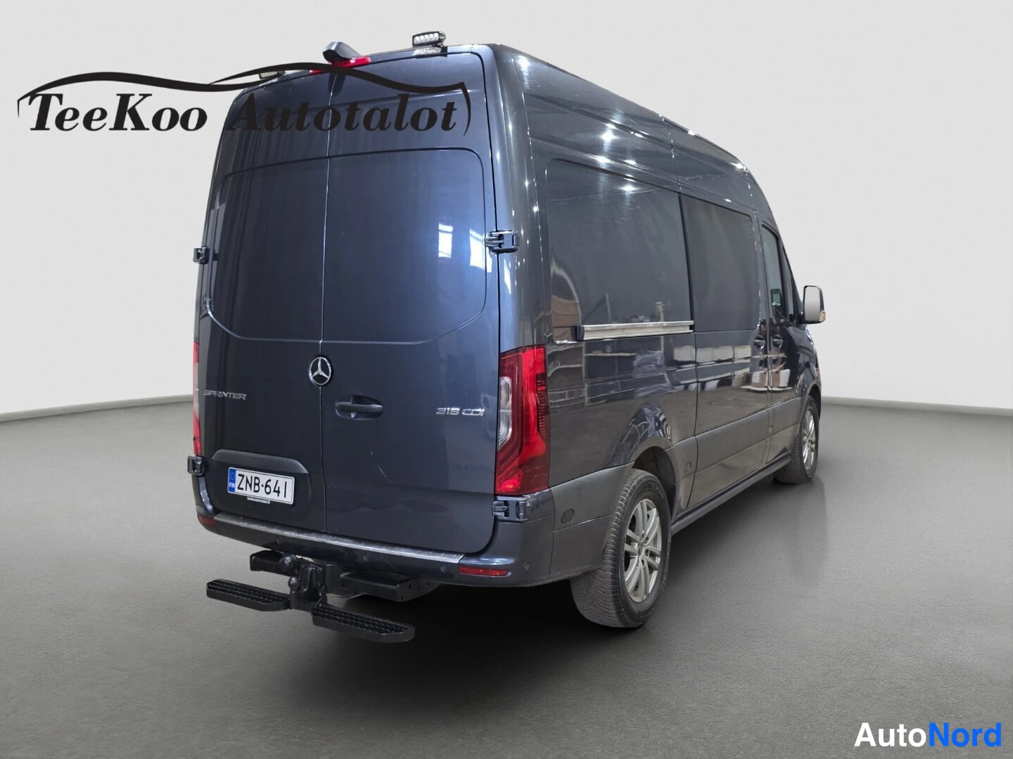 Grey Mercedes-Benz Sprinter 319 CDI 2020, rear three-quarter, photo 7