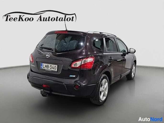 Purple Nissan Qashqai+2 2014, rear three-quarter, photo 8