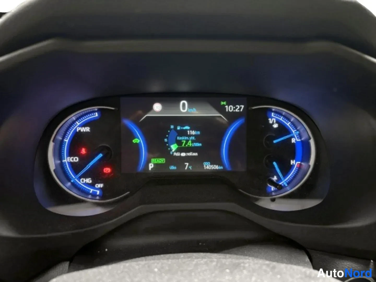 Sininen Toyota RAV4 2020, yksityiskohta, kuva 5