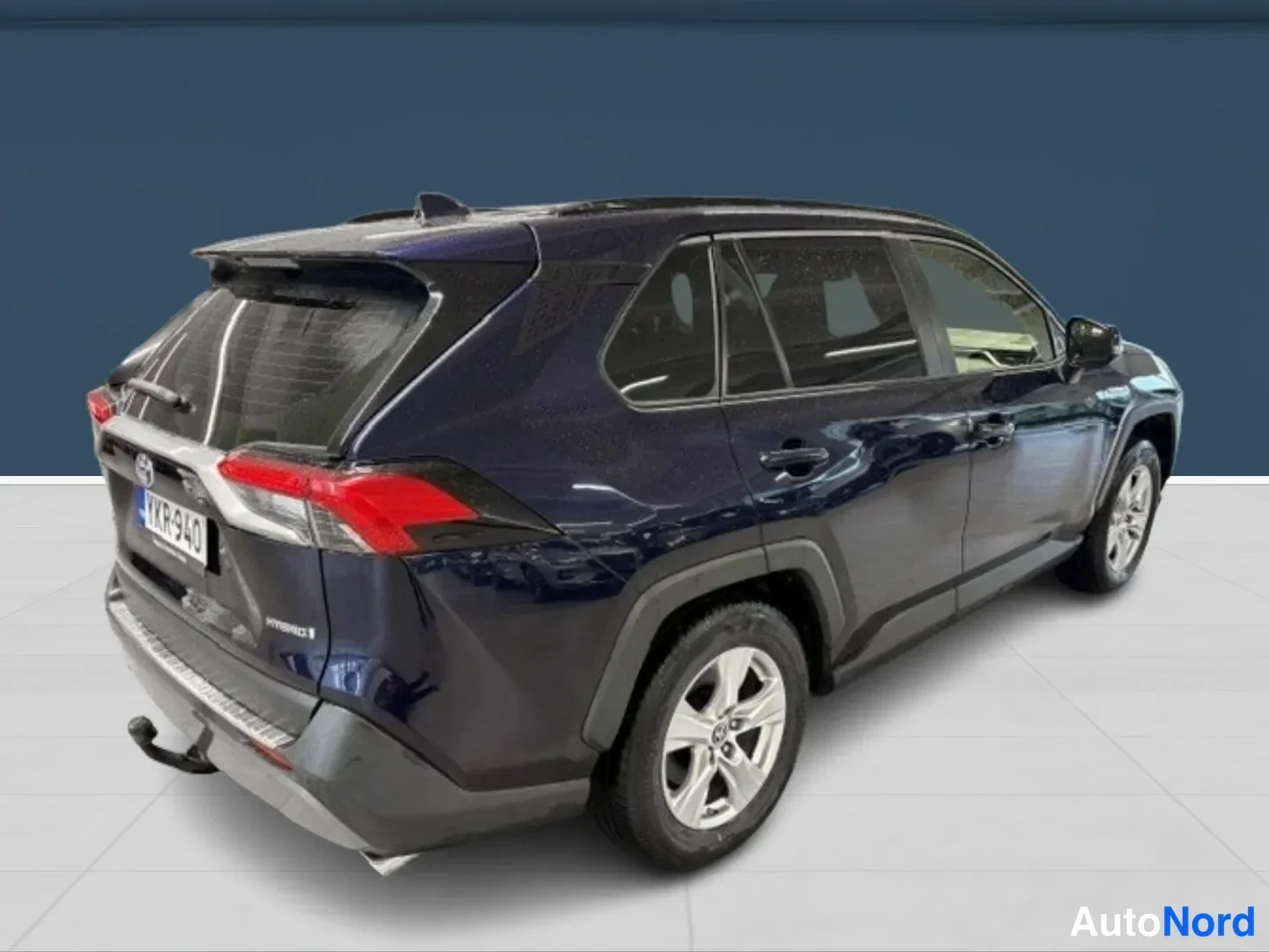 Sininen Toyota RAV4 2020, takaviisto, kuva 3