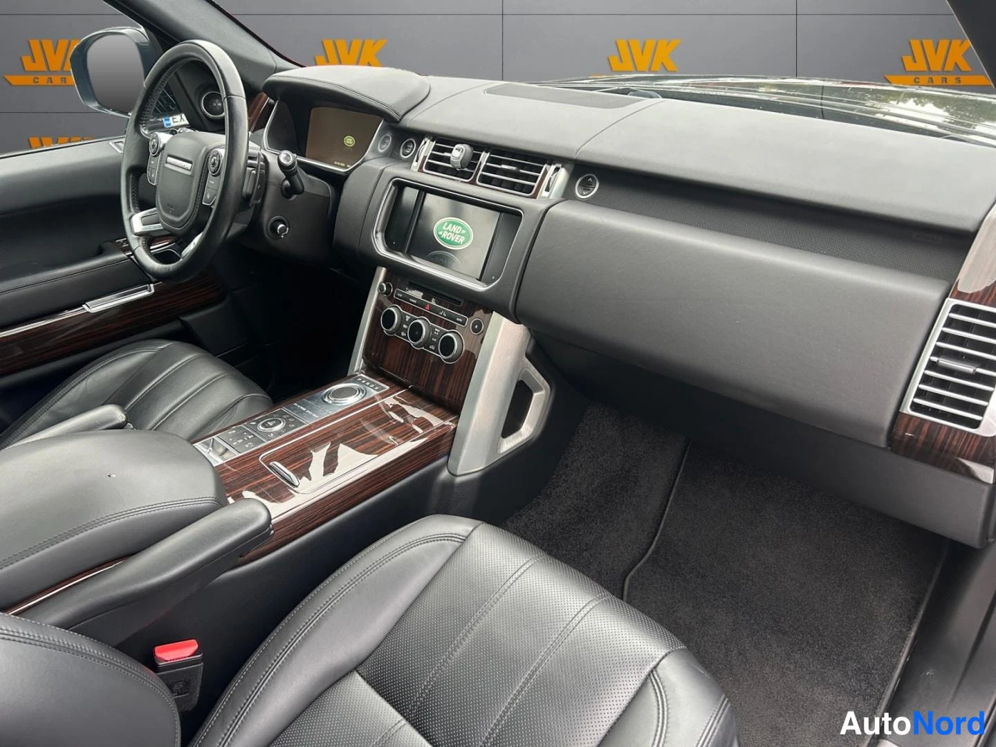 Grey Land Rover Range Rover 2015, cockpit, photo 9