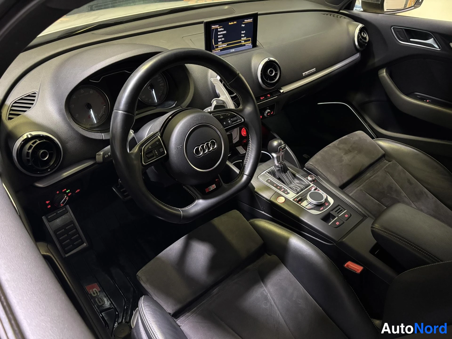 White Audi S3 2014, cockpit, photo 7