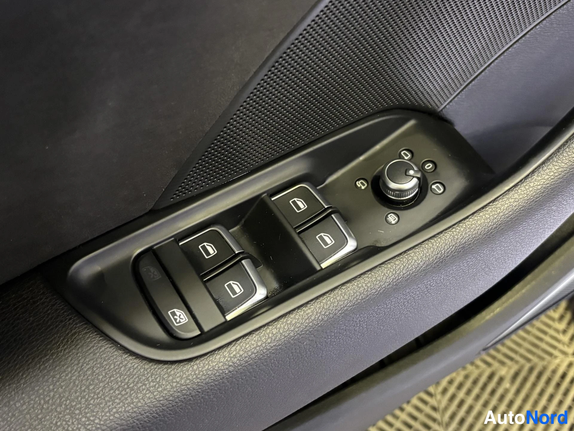 White Audi S3 2014, detail, photo 18