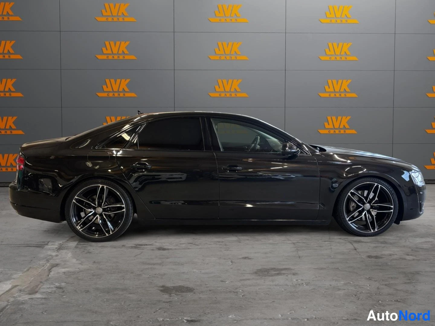 Black Audi A8 2015, side, photo 4