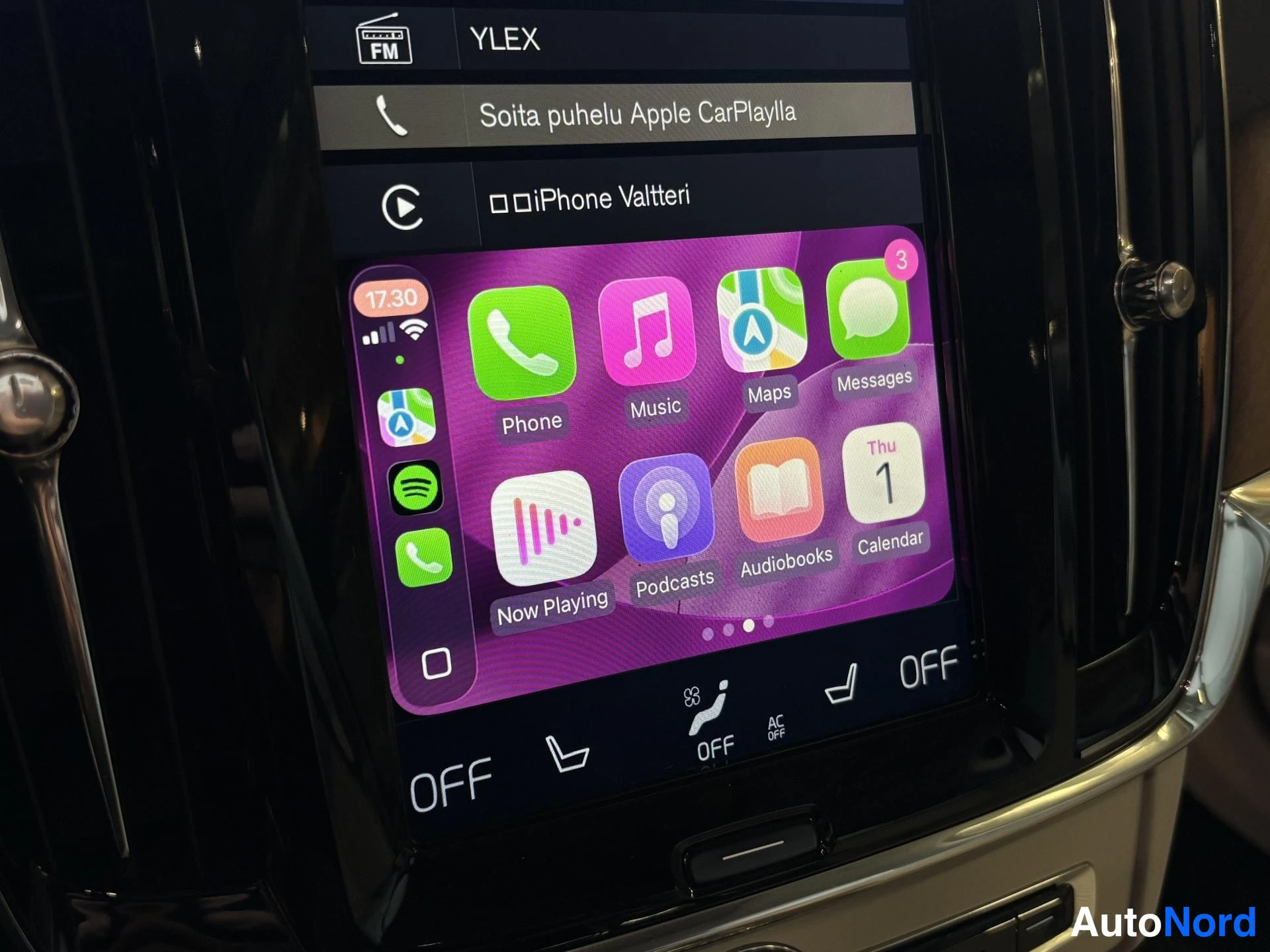 Black Volvo S90 2018, detail, photo 18