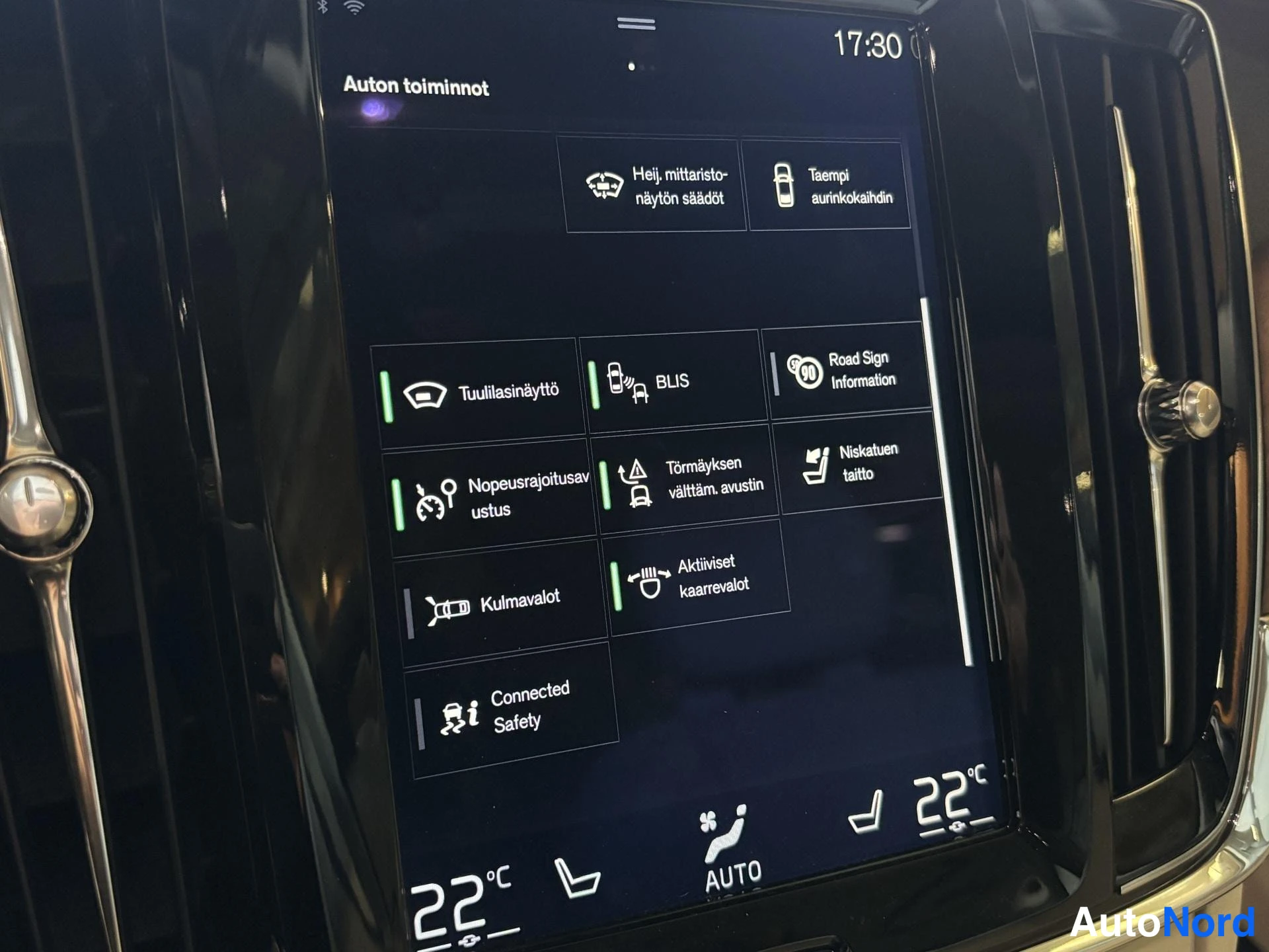 Black Volvo S90 2018, detail, photo 20