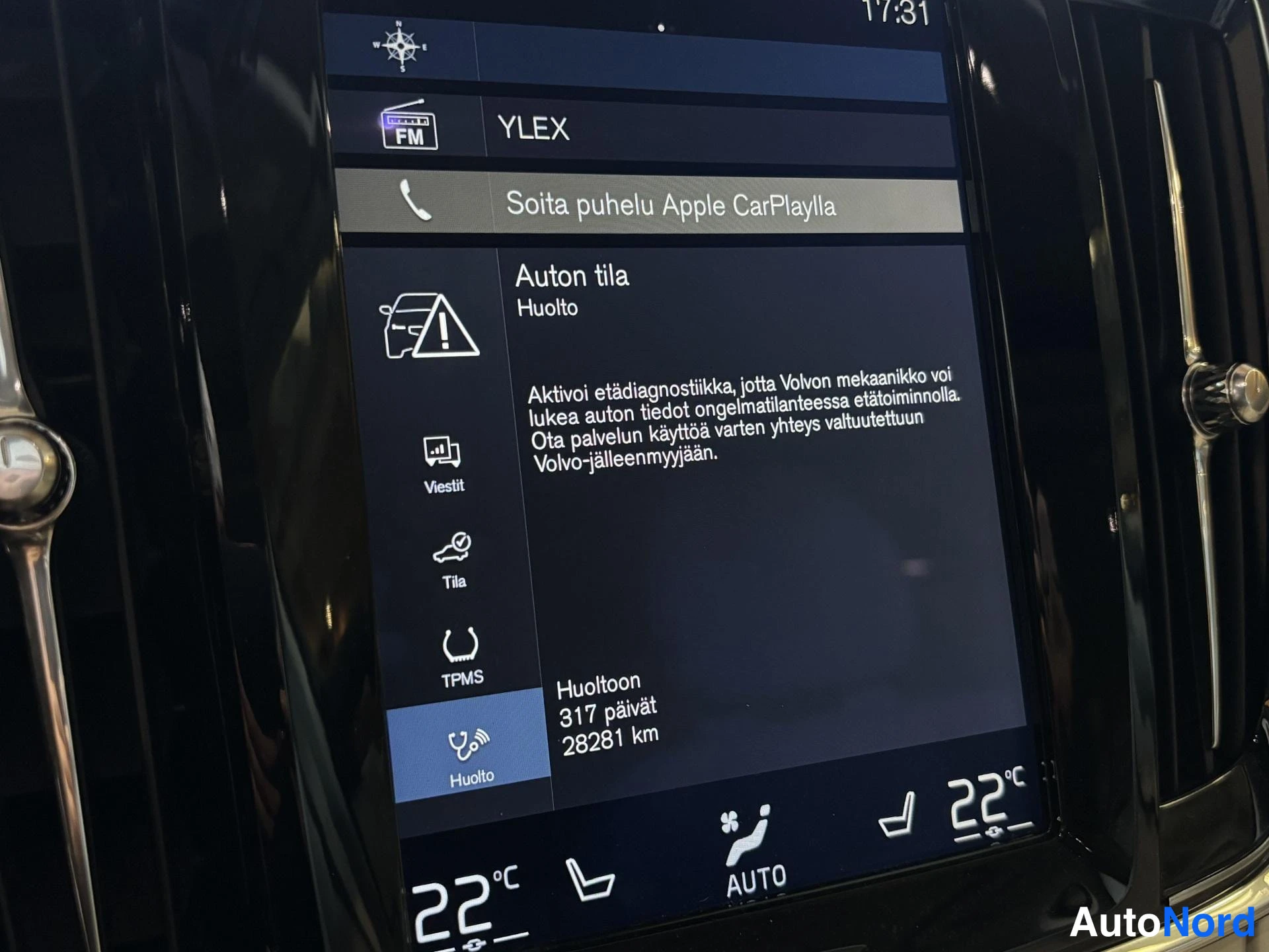 Black Volvo S90 2018, detail, photo 21