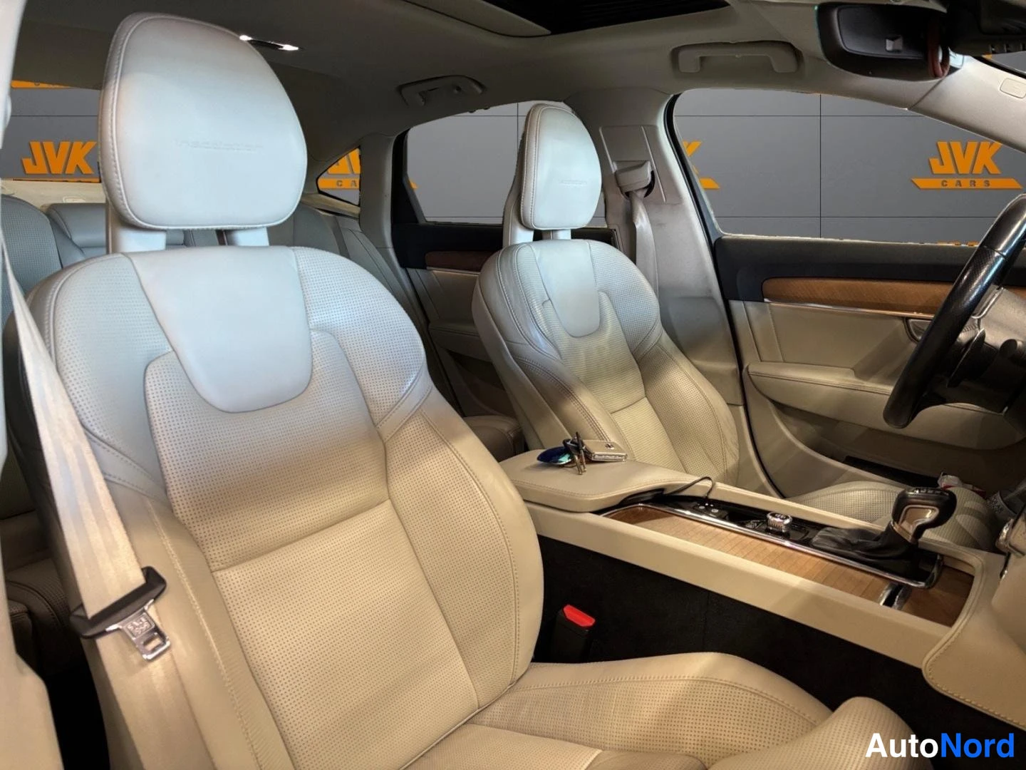 Black Volvo S90 2018, front seats, photo 10