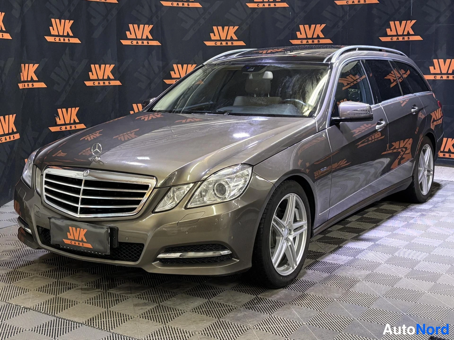 Mercedes-Benz E 250 CDI 4Matic Avantgarde 2011