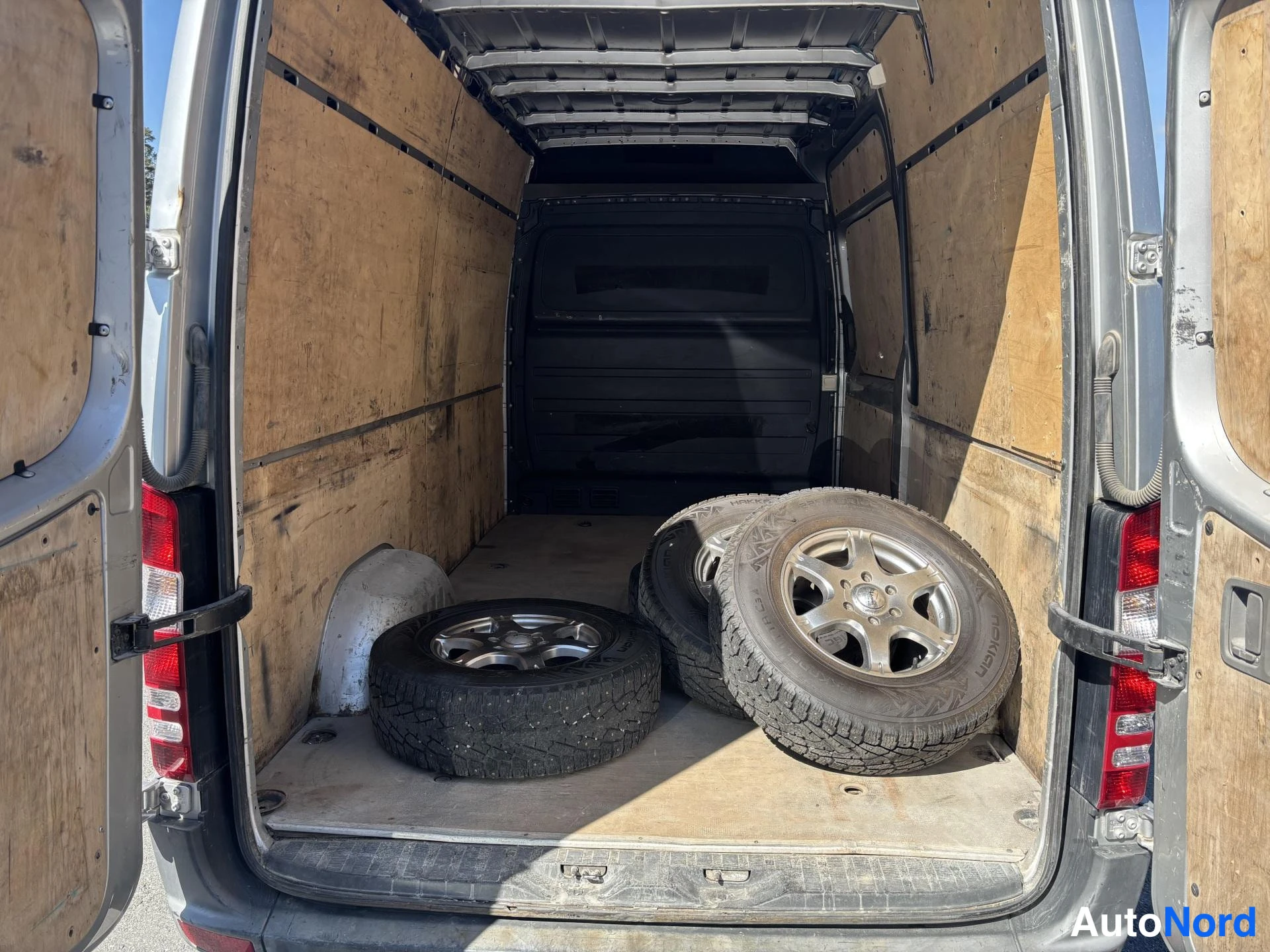 Grey Mercedes-Benz Sprinter 2009, rear, photo 5
