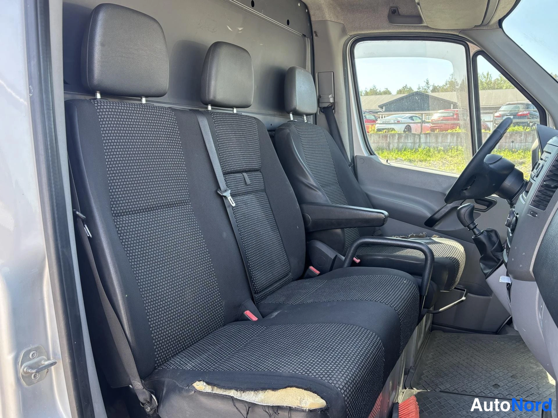 Grey Mercedes-Benz Sprinter 2009, front seats, photo 8