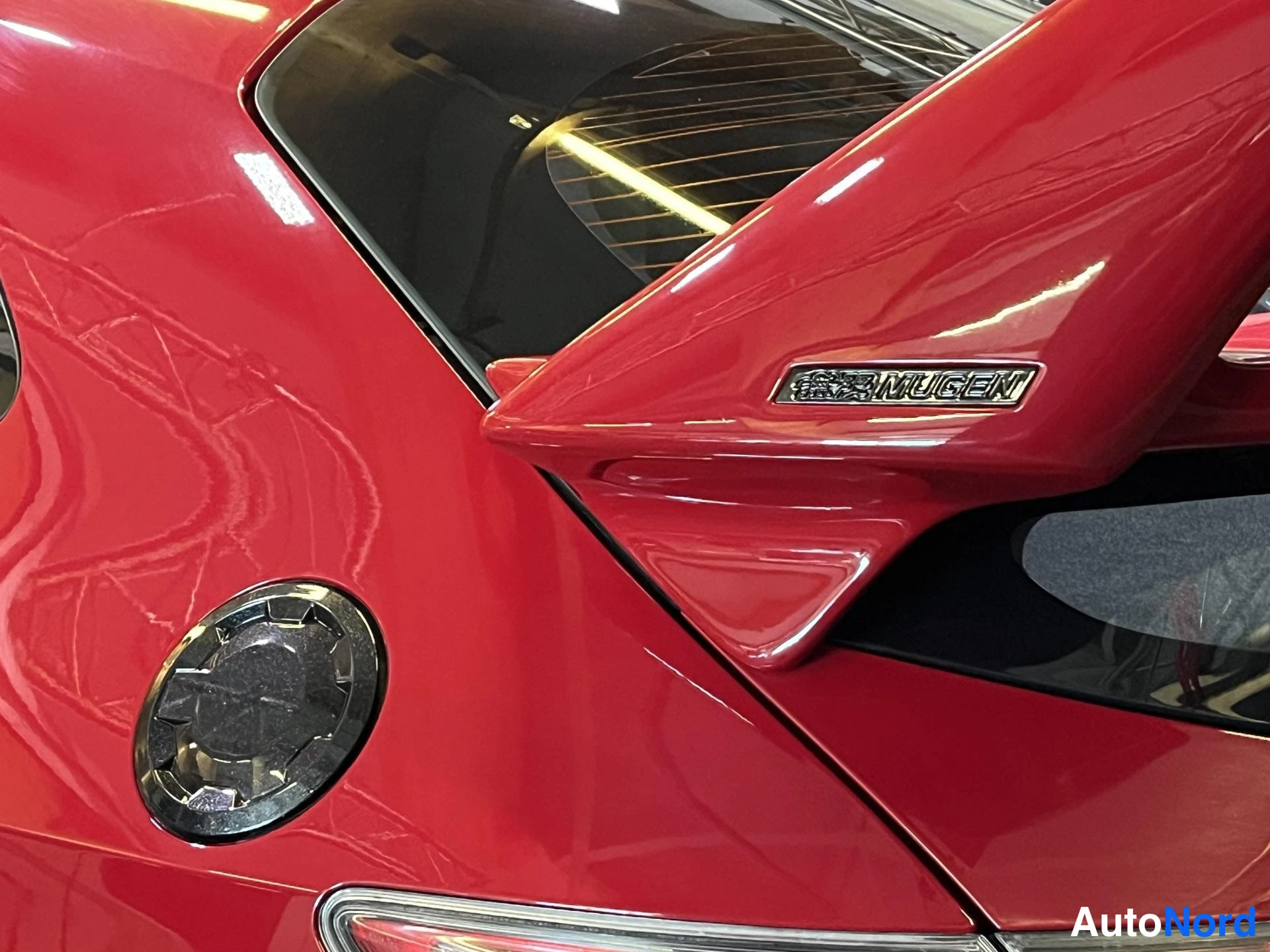 Red Honda Civic 2009, detail, photo 13