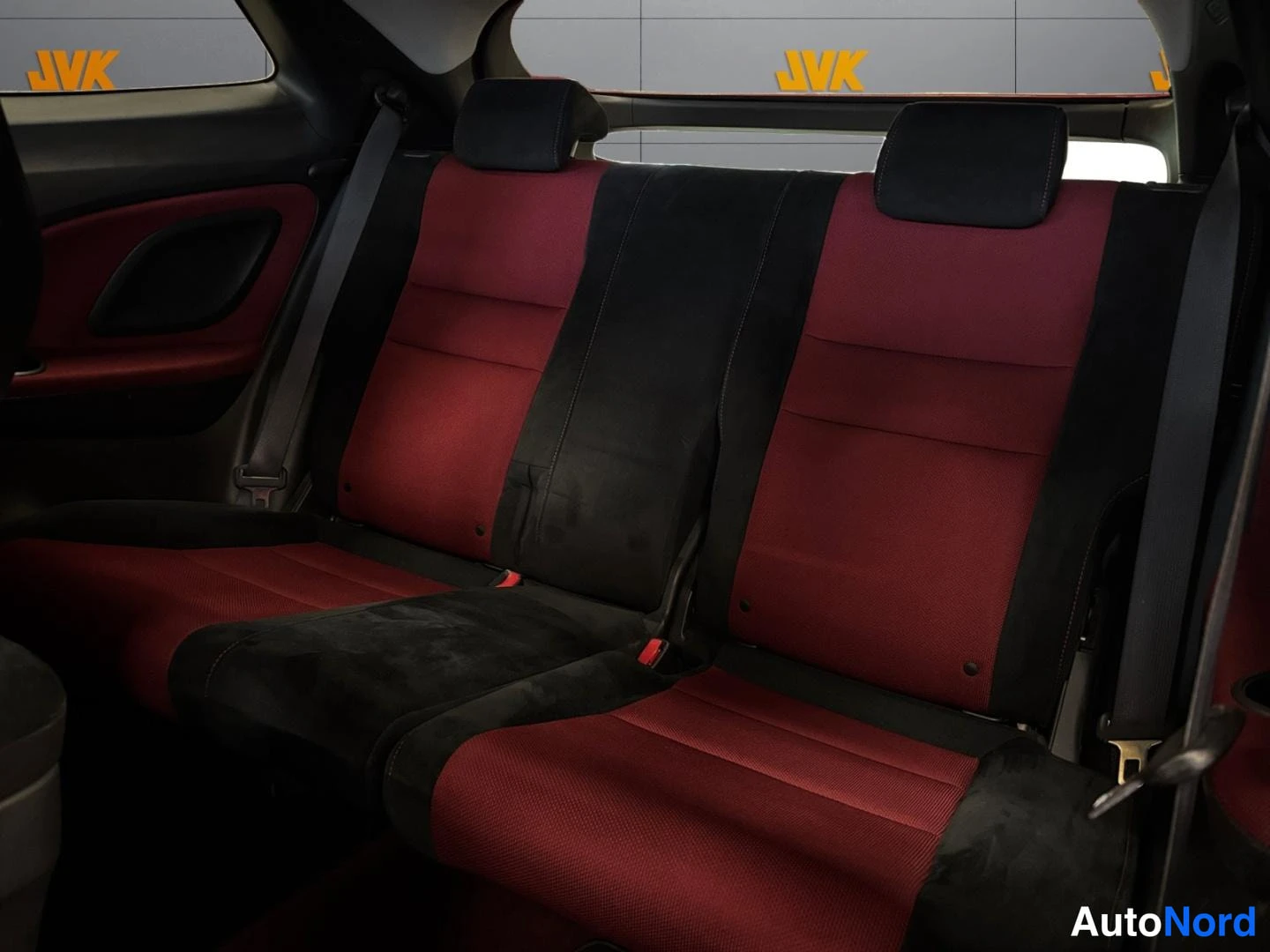 Red Honda Civic 2009, rear seats, photo 11