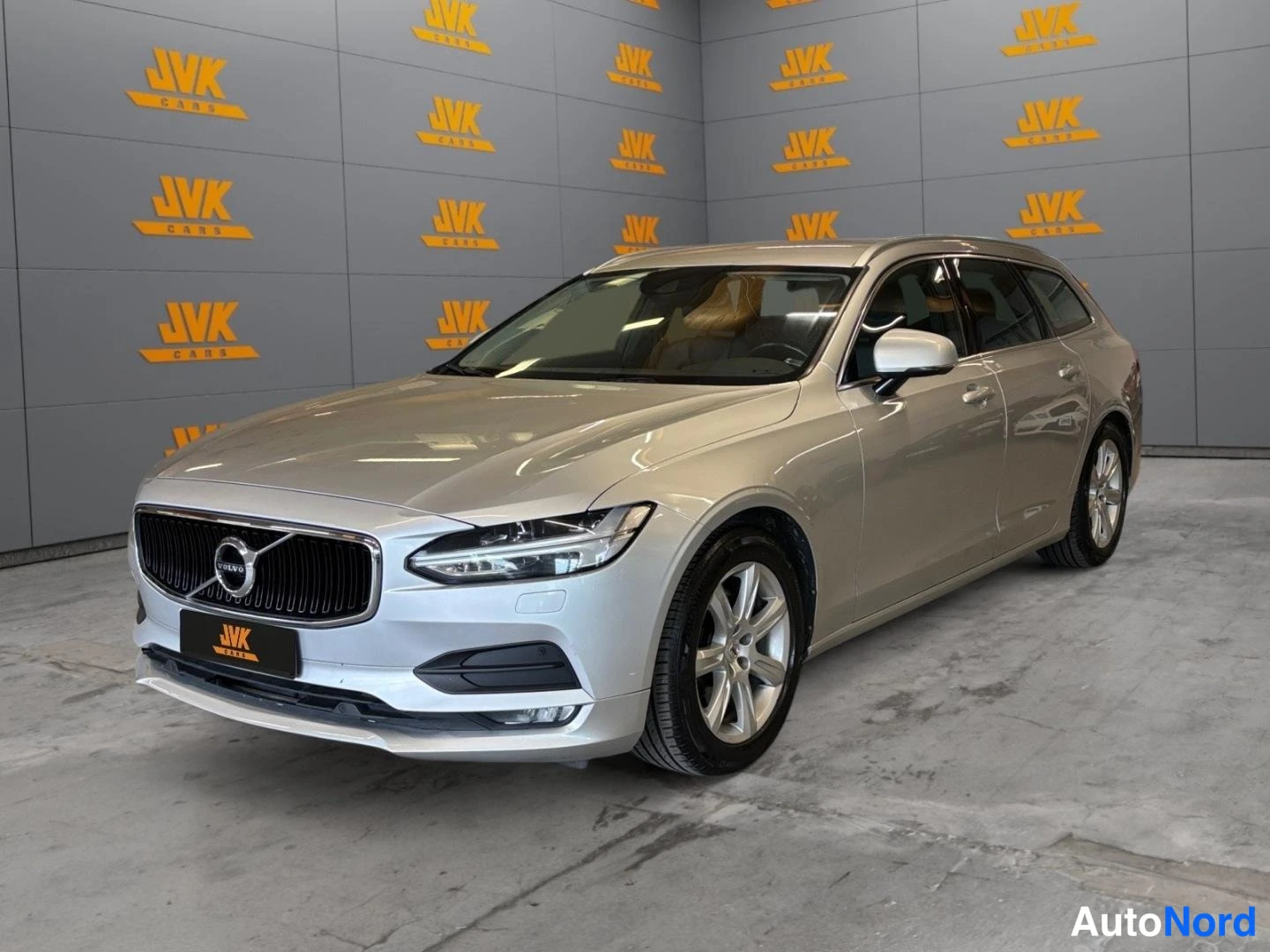 Volvo V90 D3 AWD Momentum Business 2018
