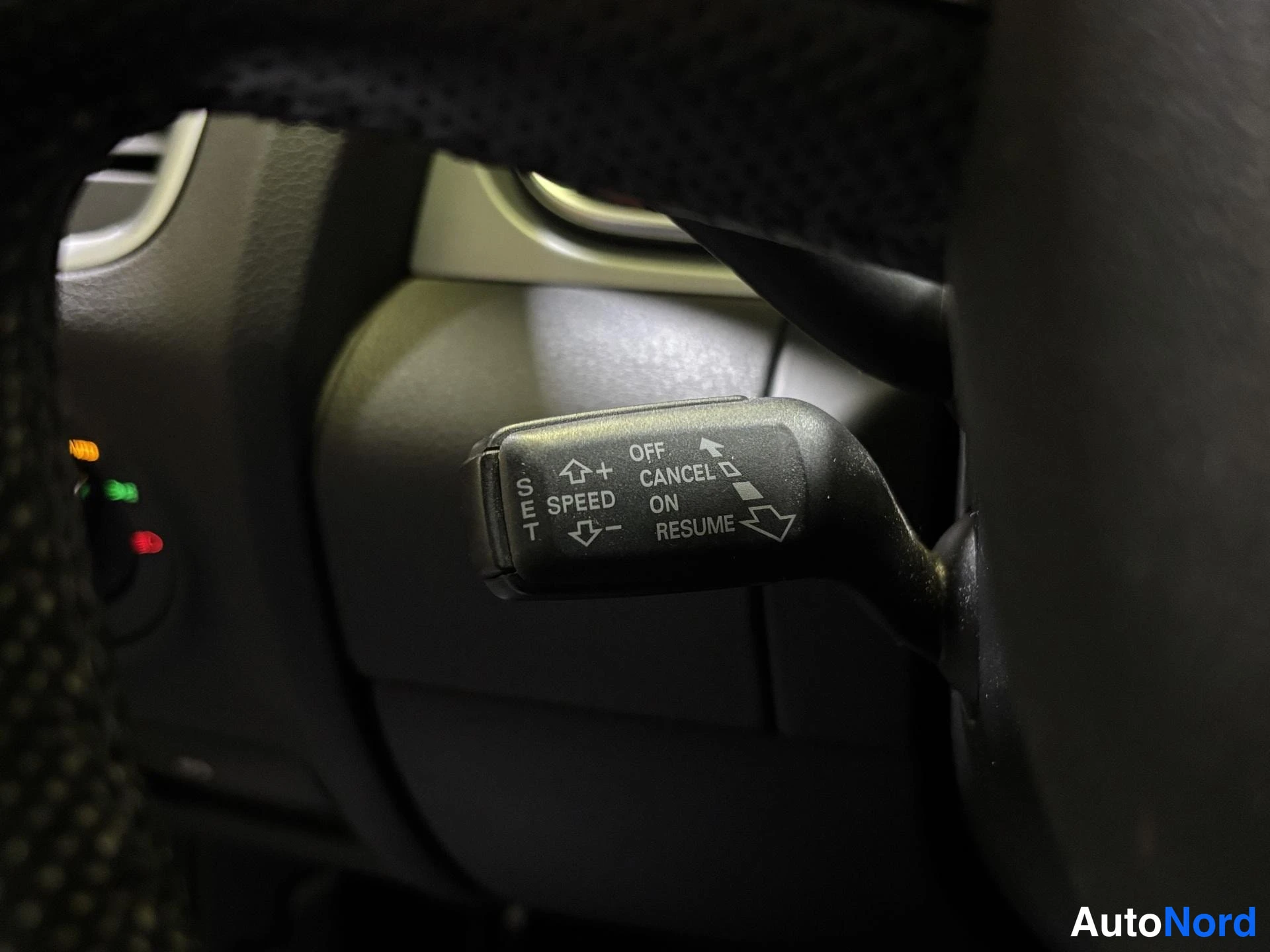 Grey Audi Q7 2010, detail, photo 14