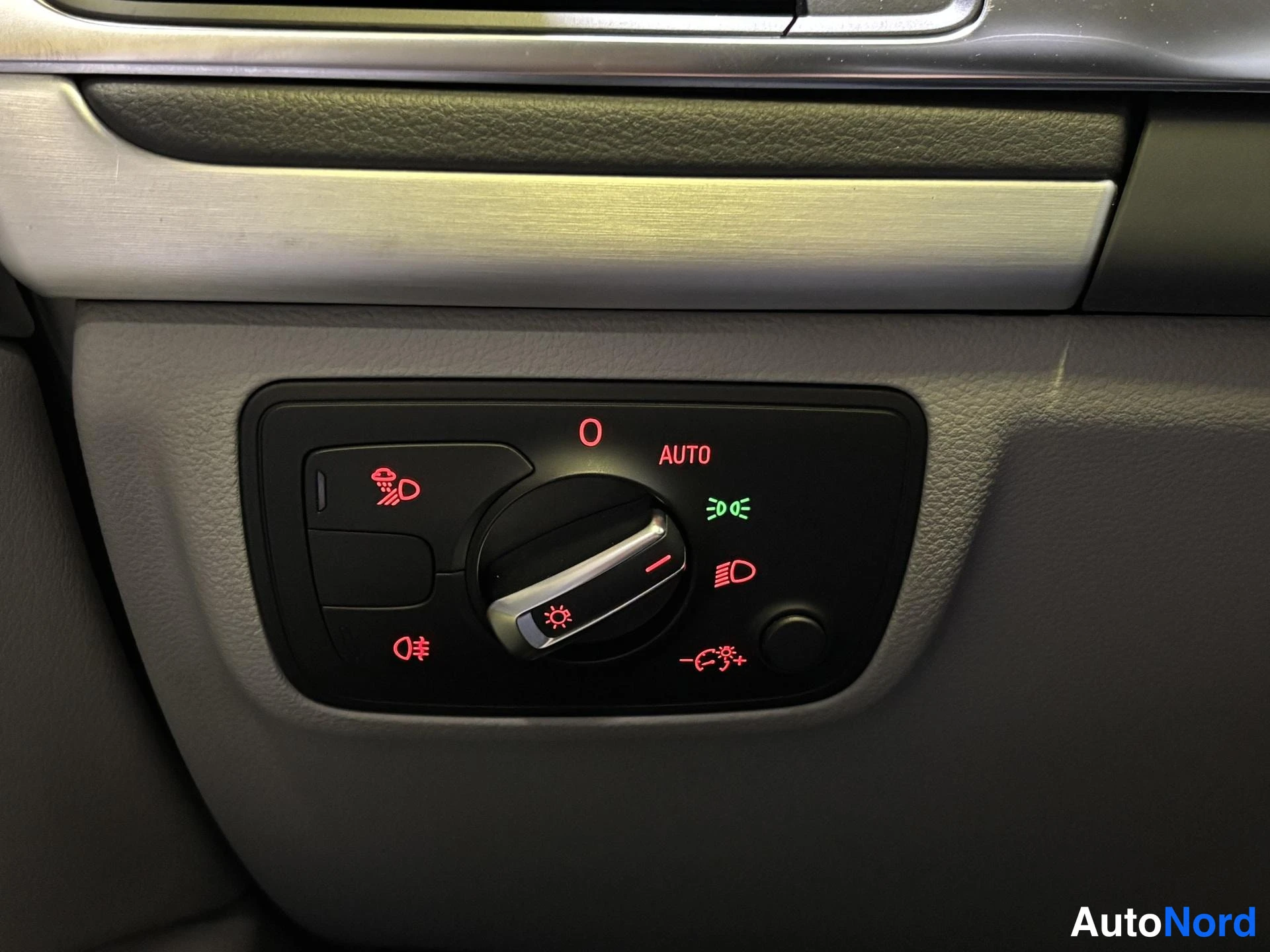 Black Audi A7 2012, detail, photo 14